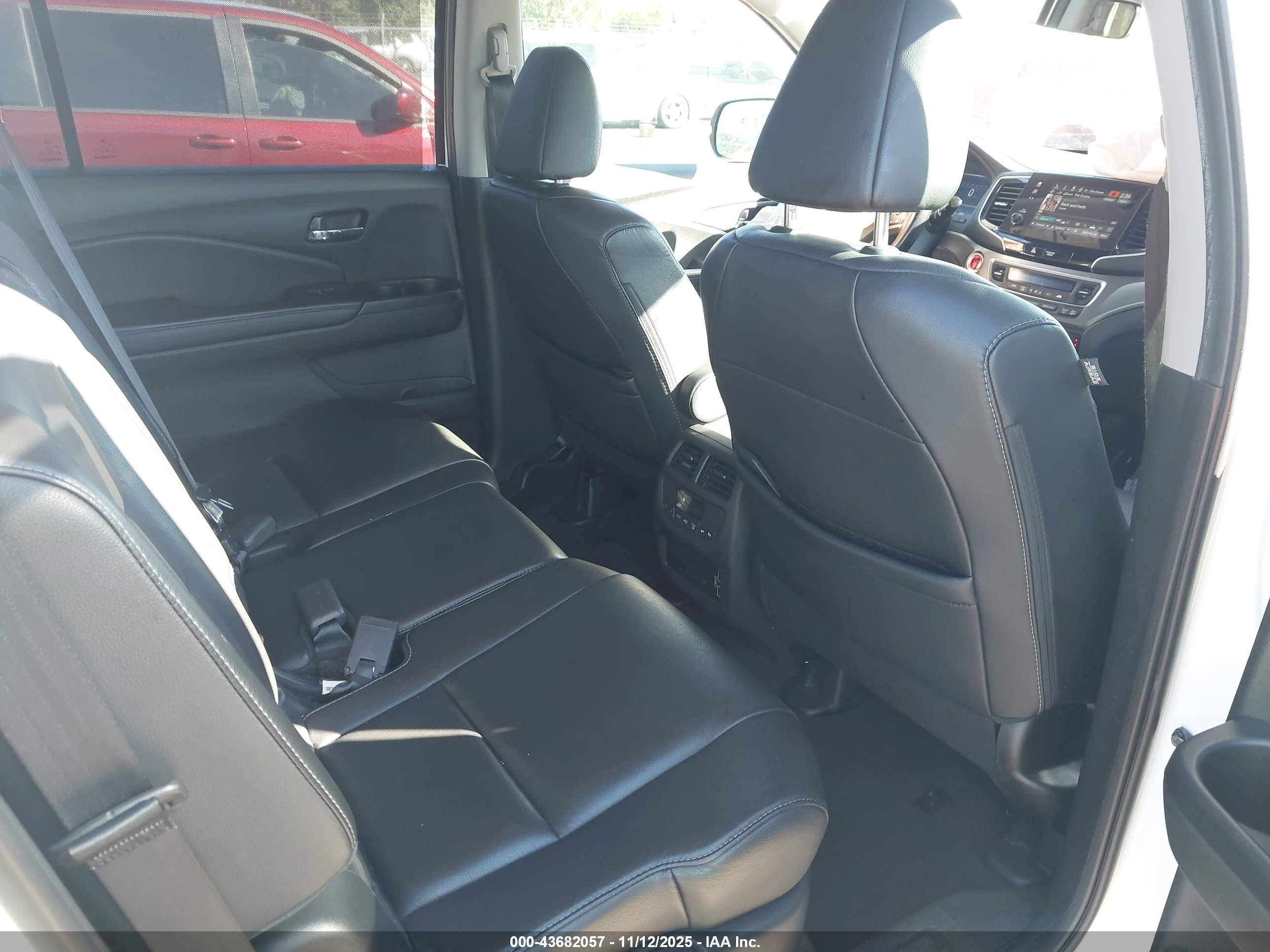 HONDA PILOT image 8