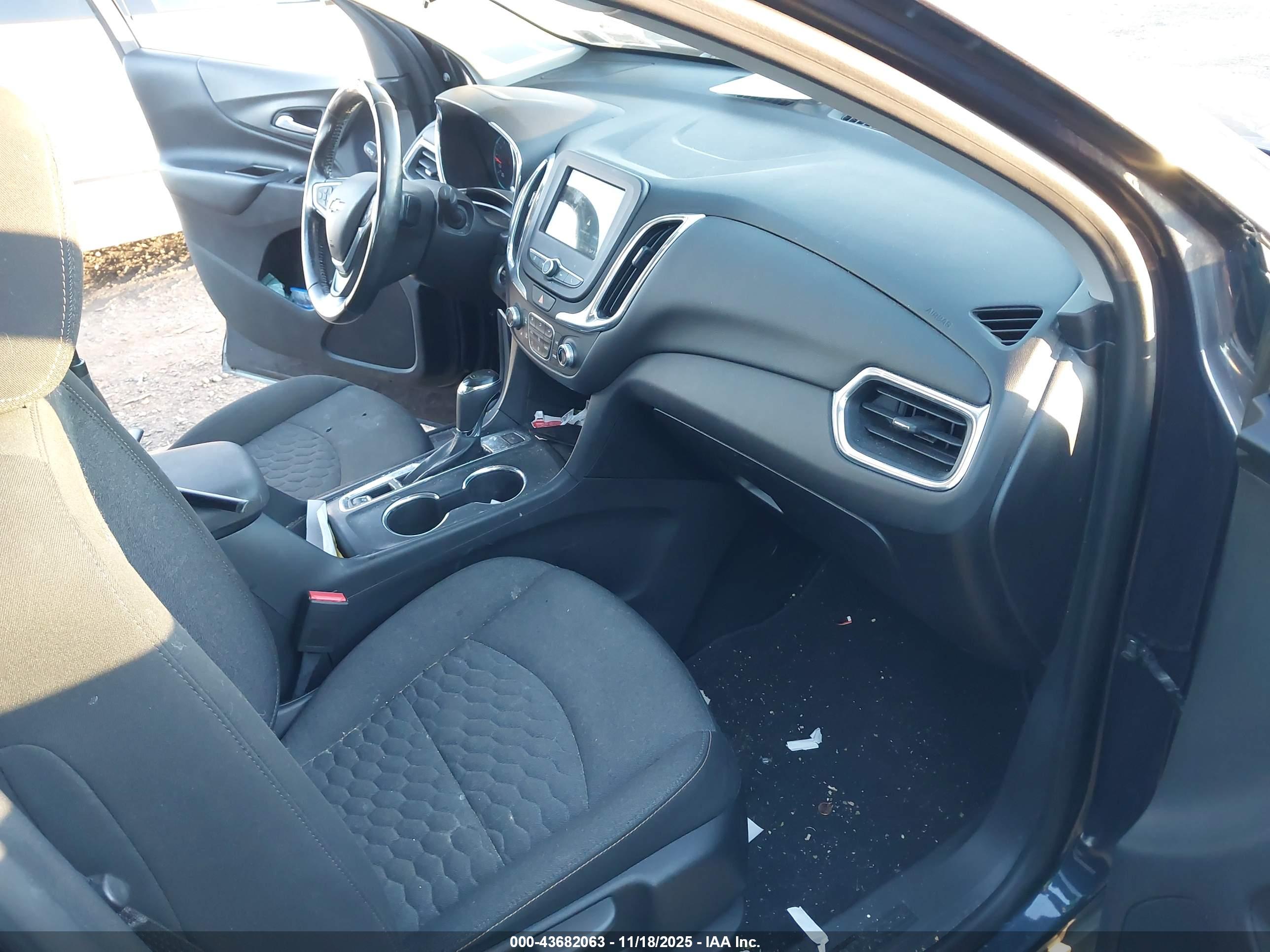 CHEVROLET EQUINOX image 5