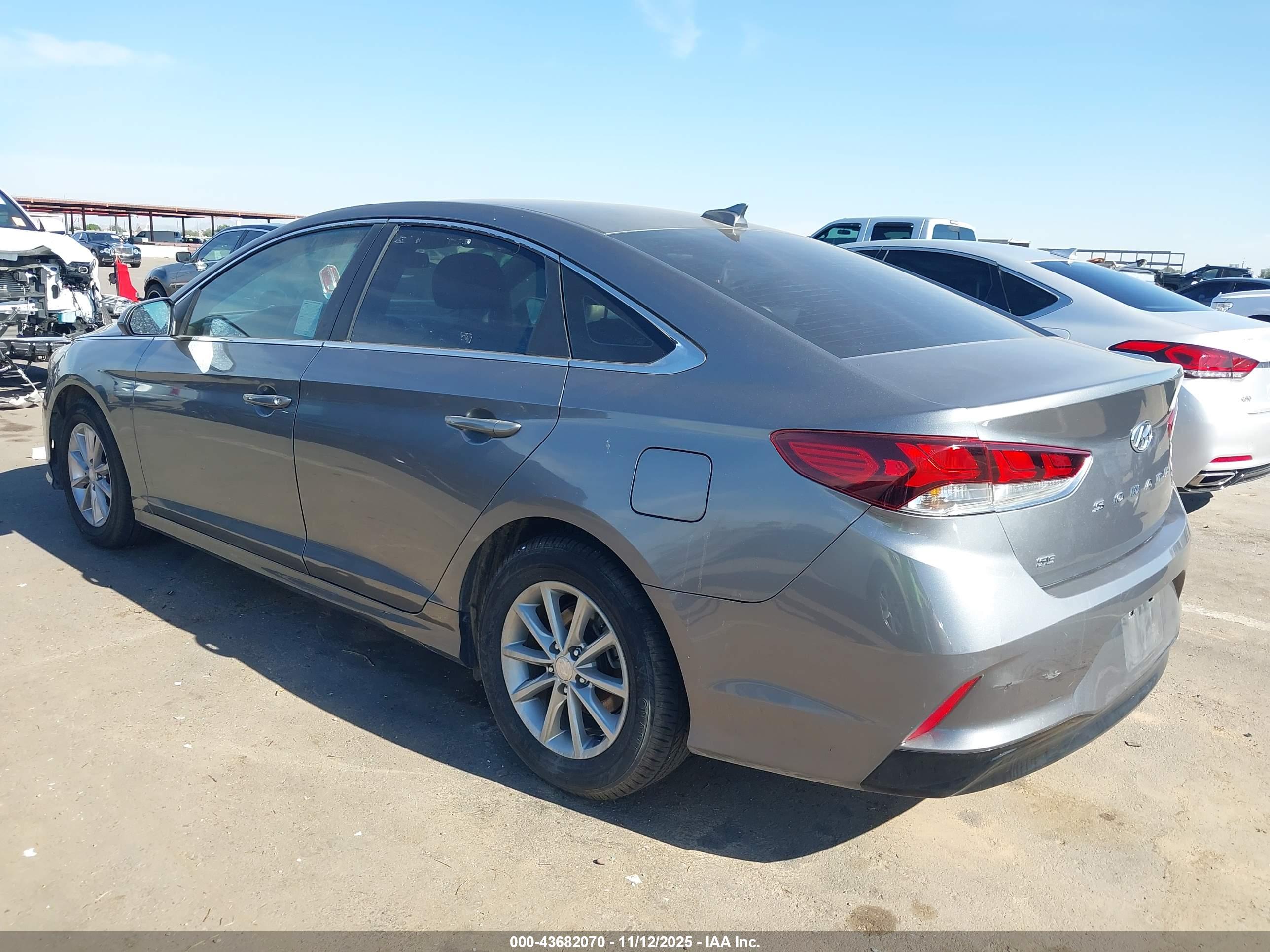HYUNDAI SONATA image 3