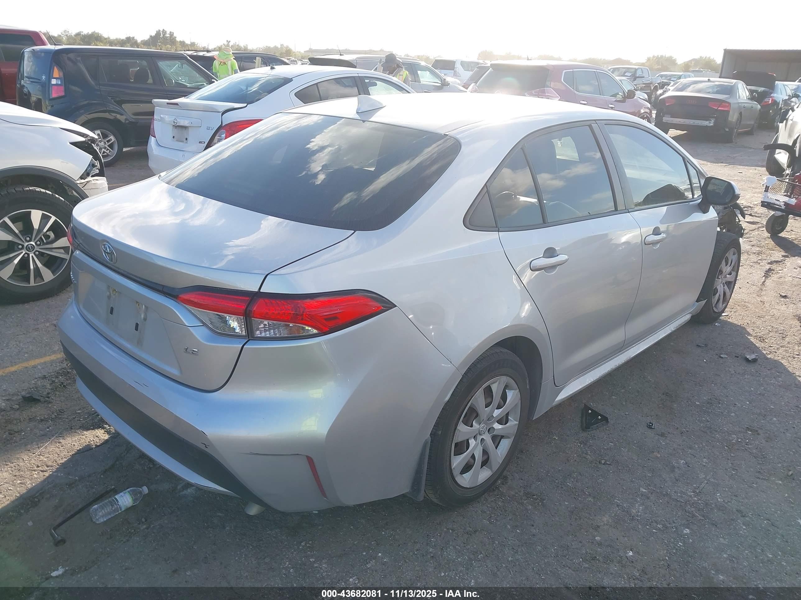 TOYOTA COROLLA image 4