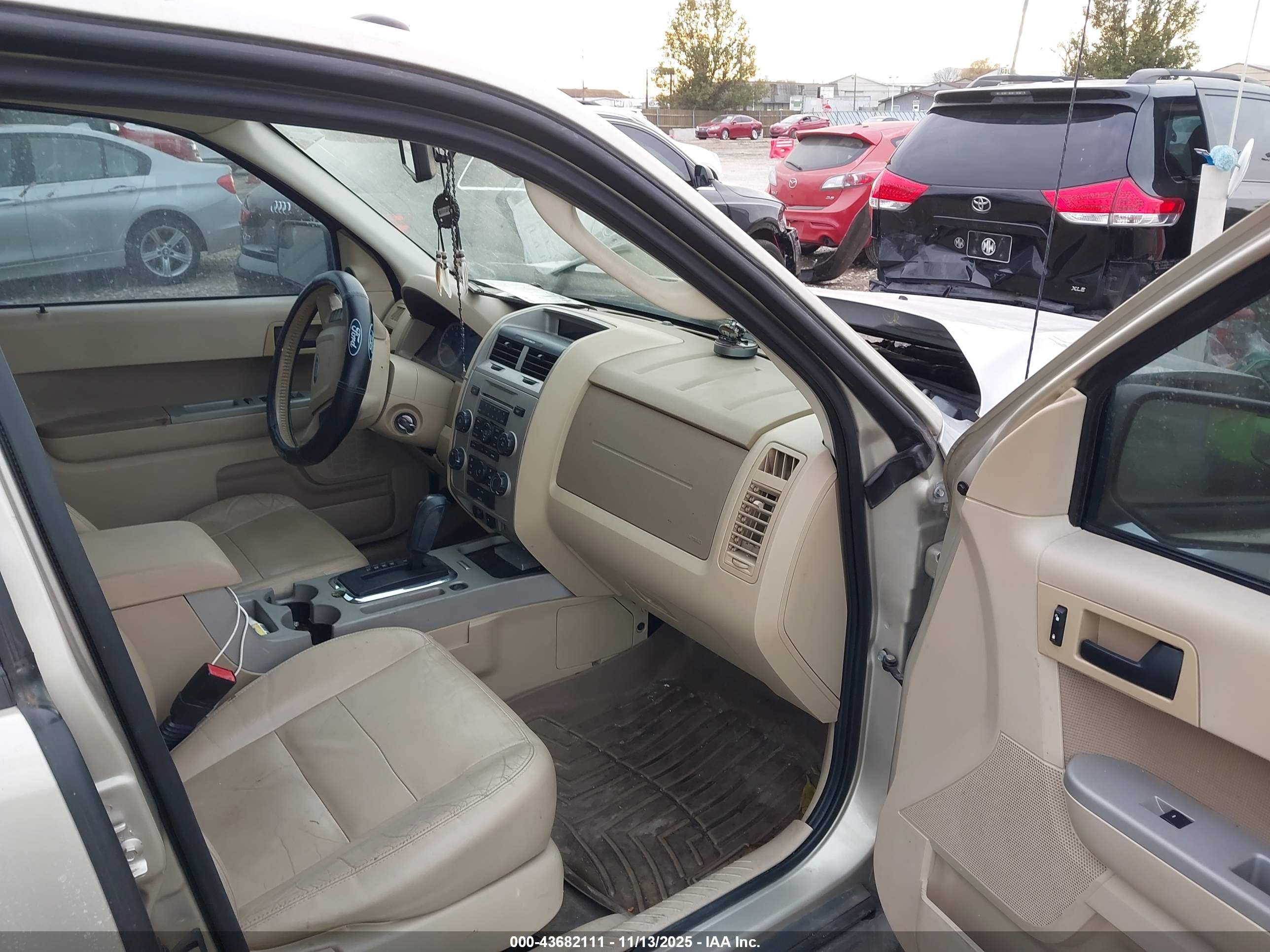 FORD ESCAPE image 5
