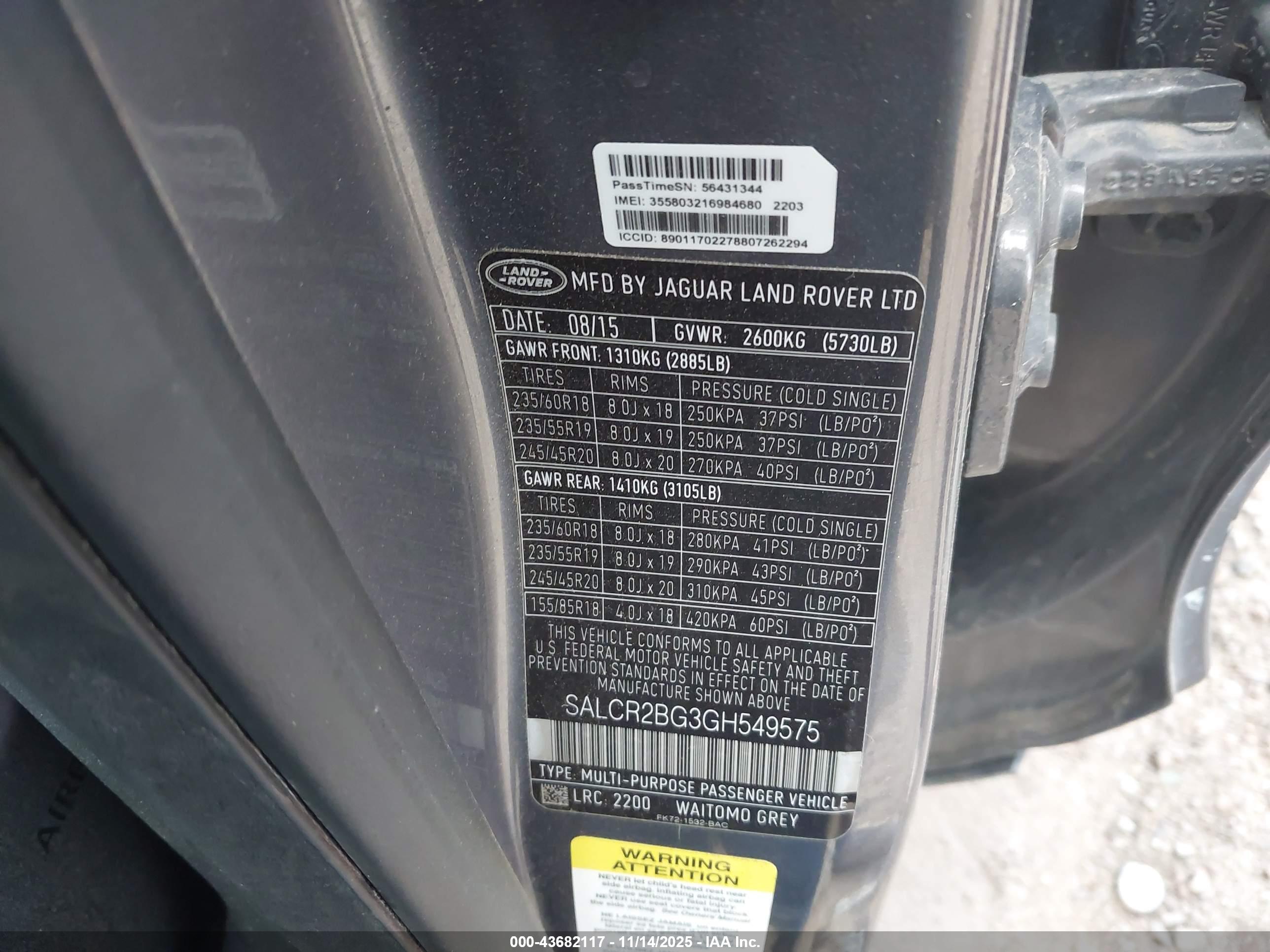LAND ROVER image 9
