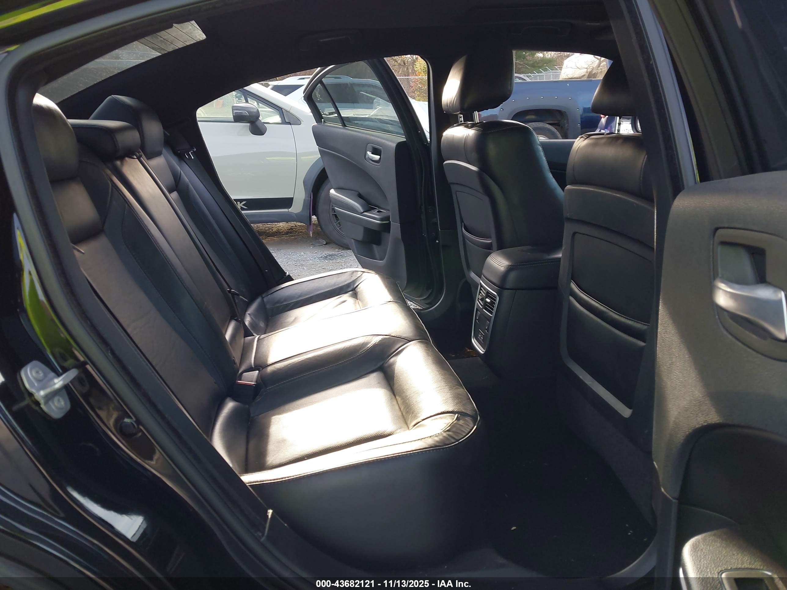 DODGE CHARGER image 8