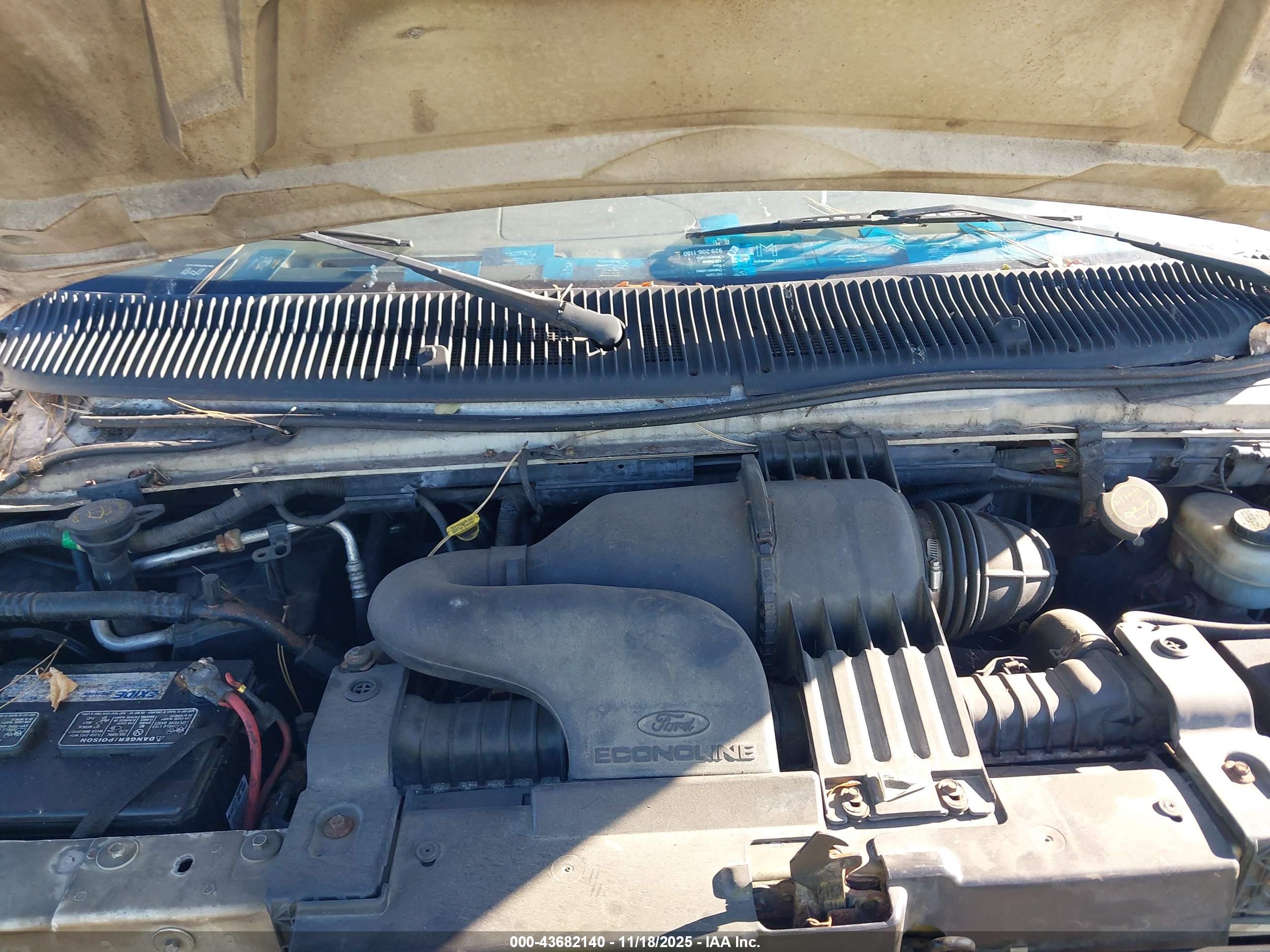 FORD E-250 image 10