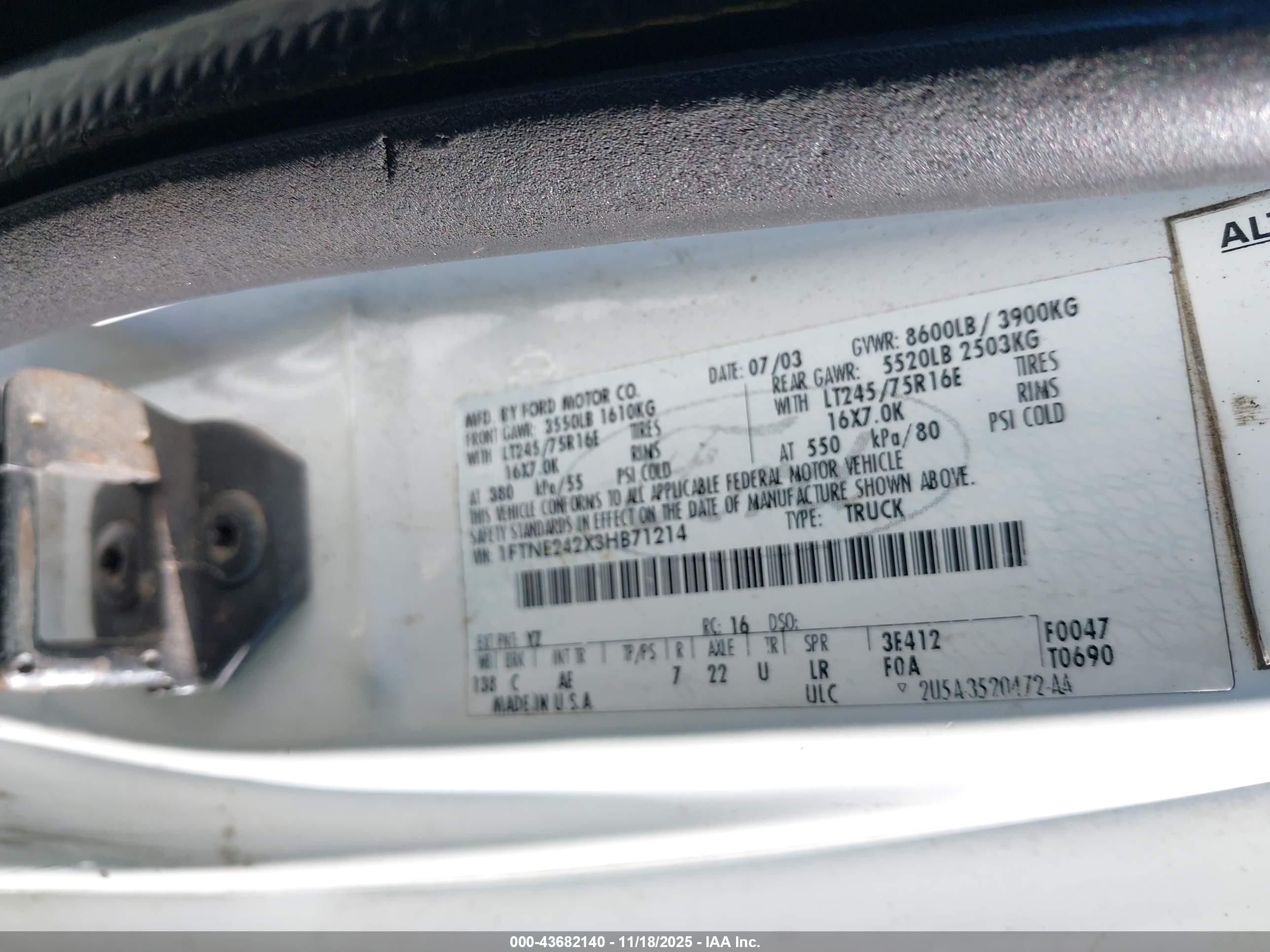 FORD E-250 image 9