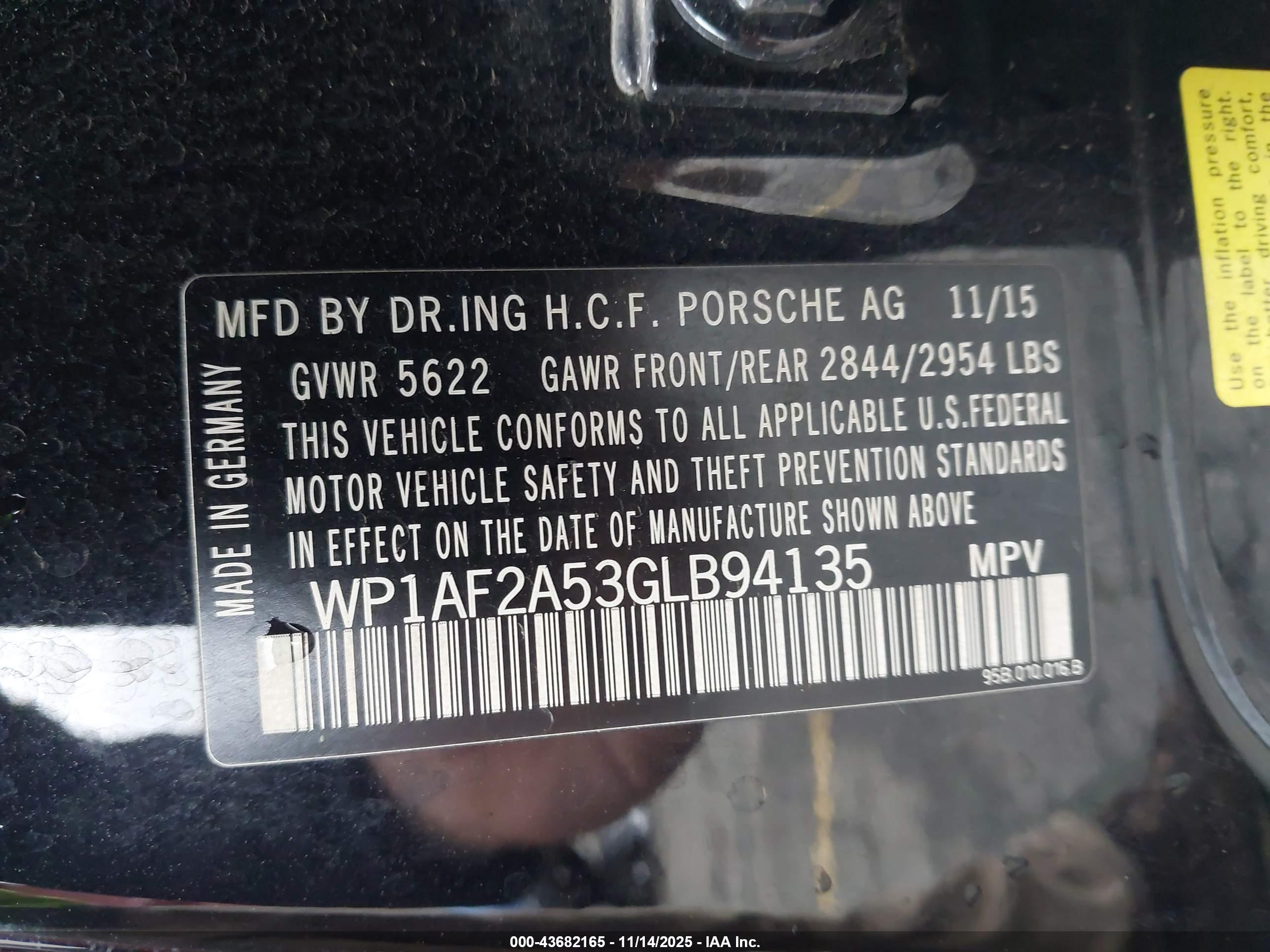 PORSCHE MACAN image 9