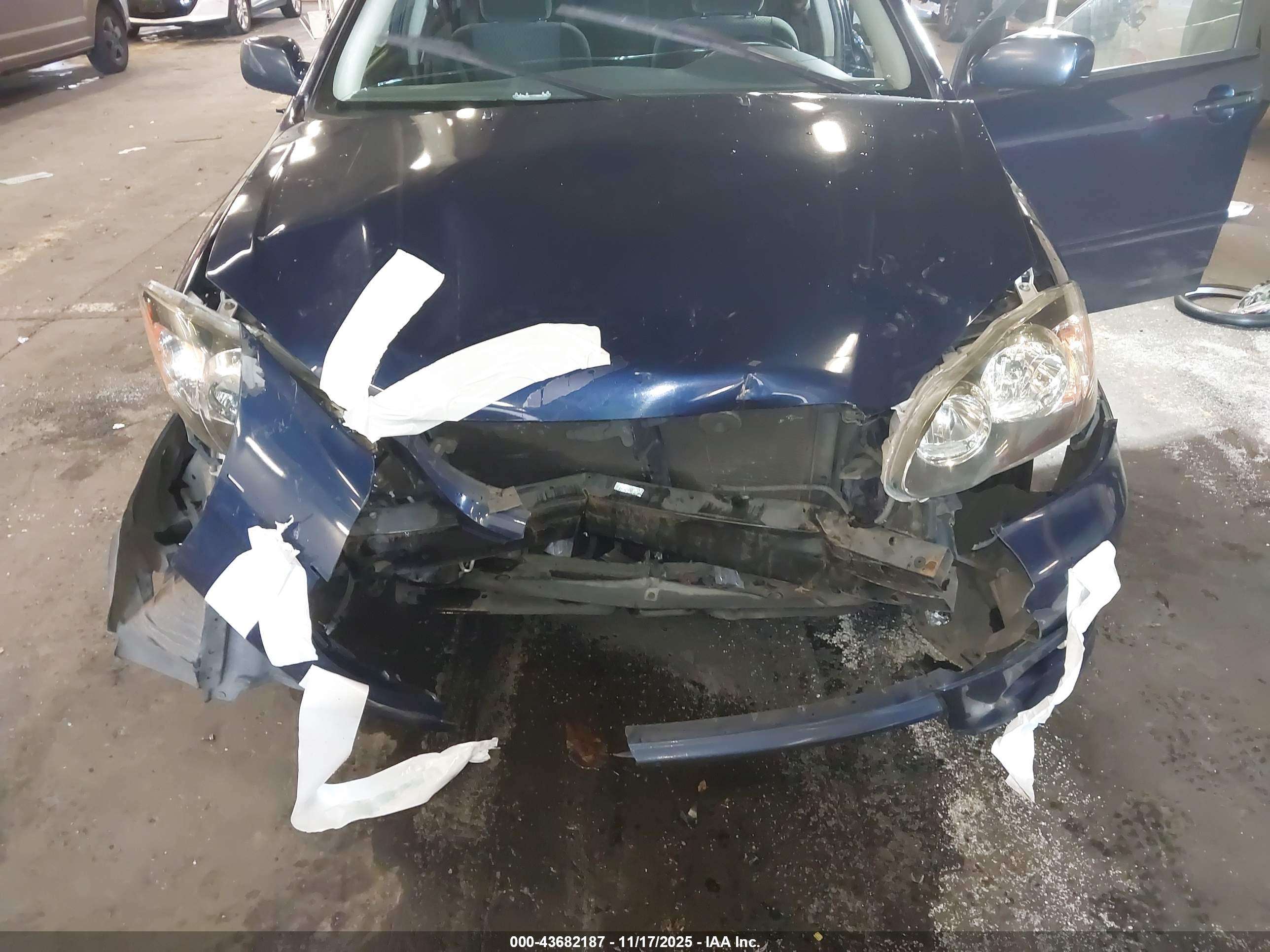 TOYOTA COROLLA image 6