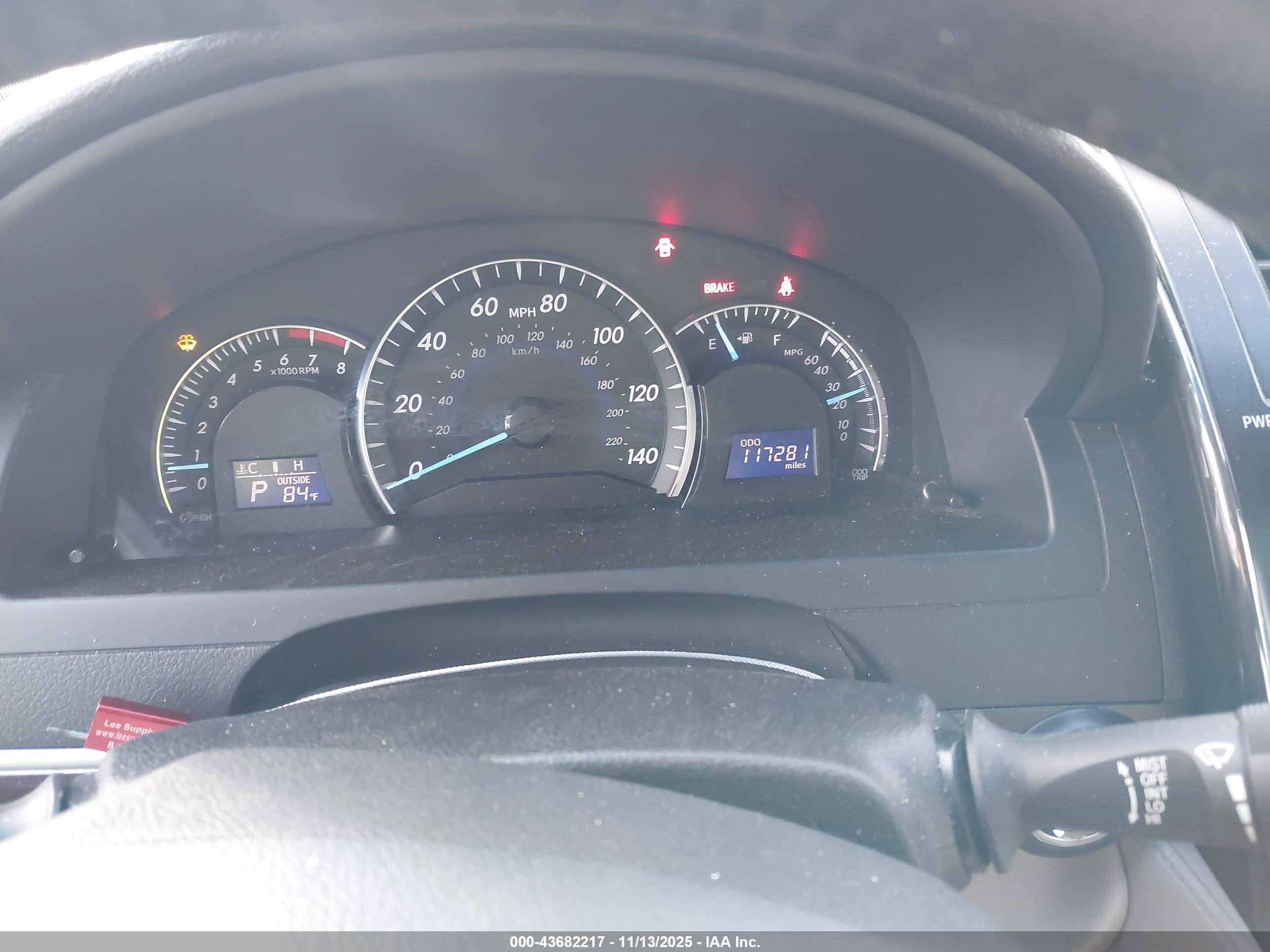 TOYOTA CAMRY image 7