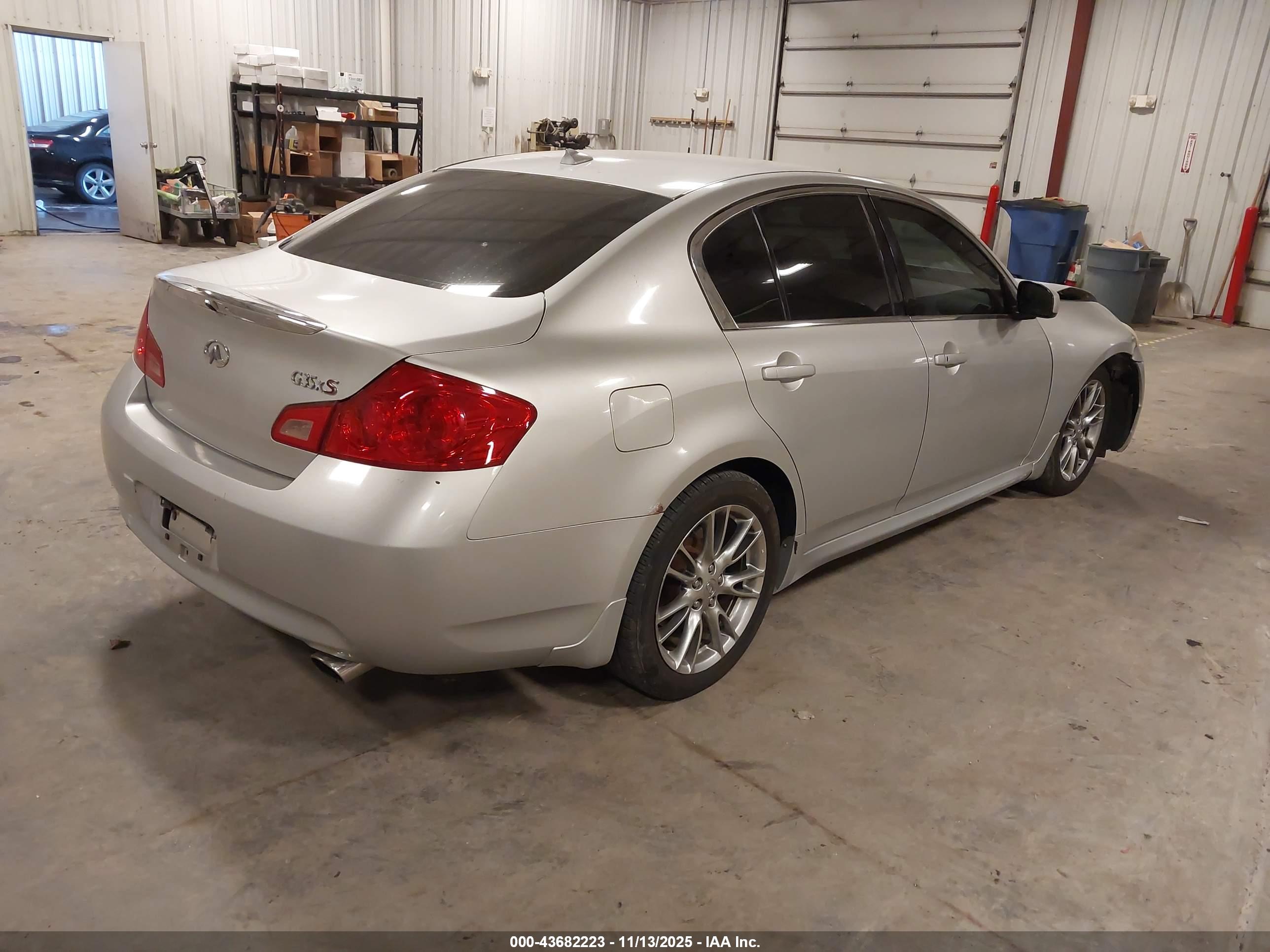 INFINITI G35X image 4