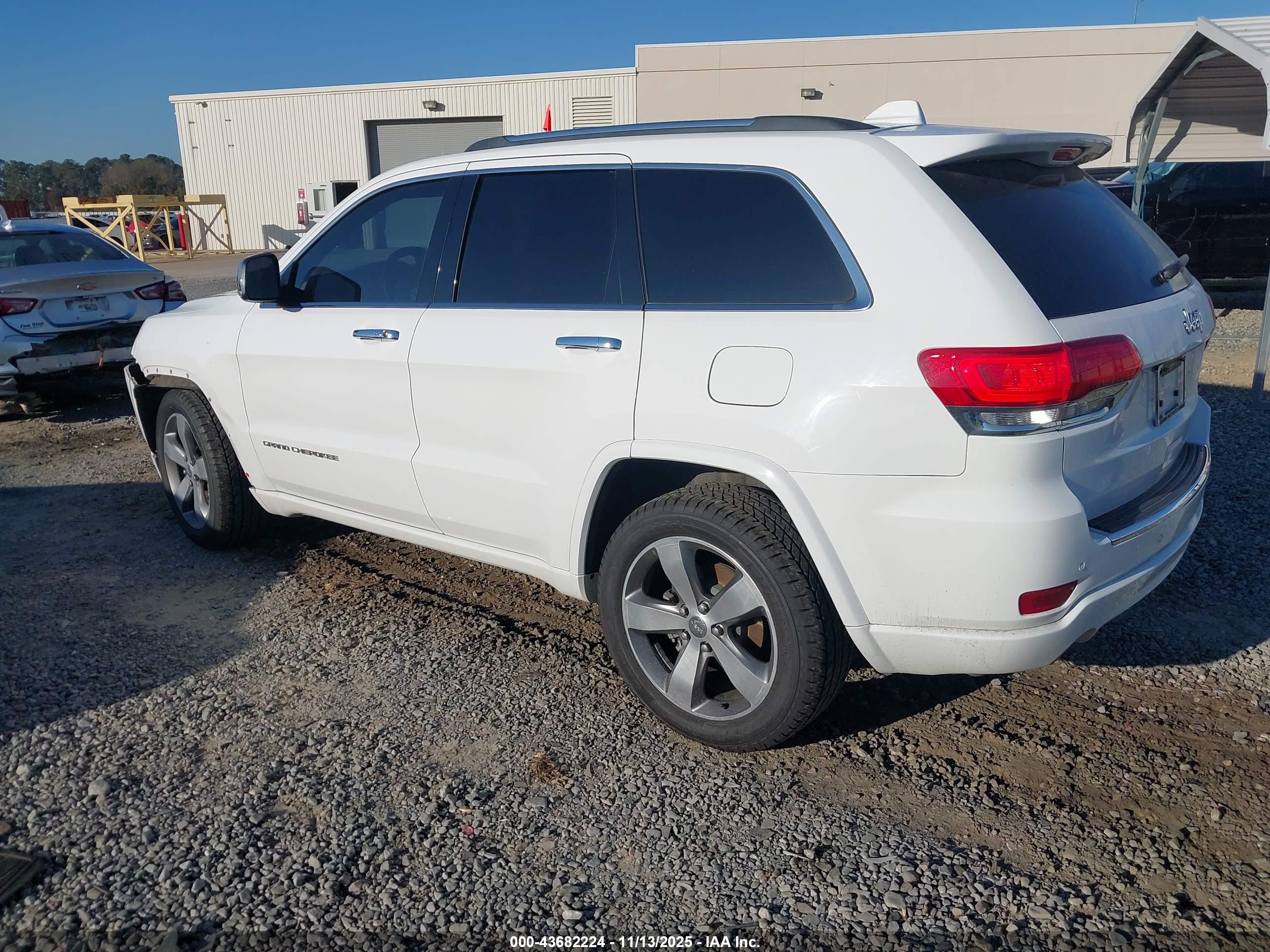 JEEP GRAND image 3