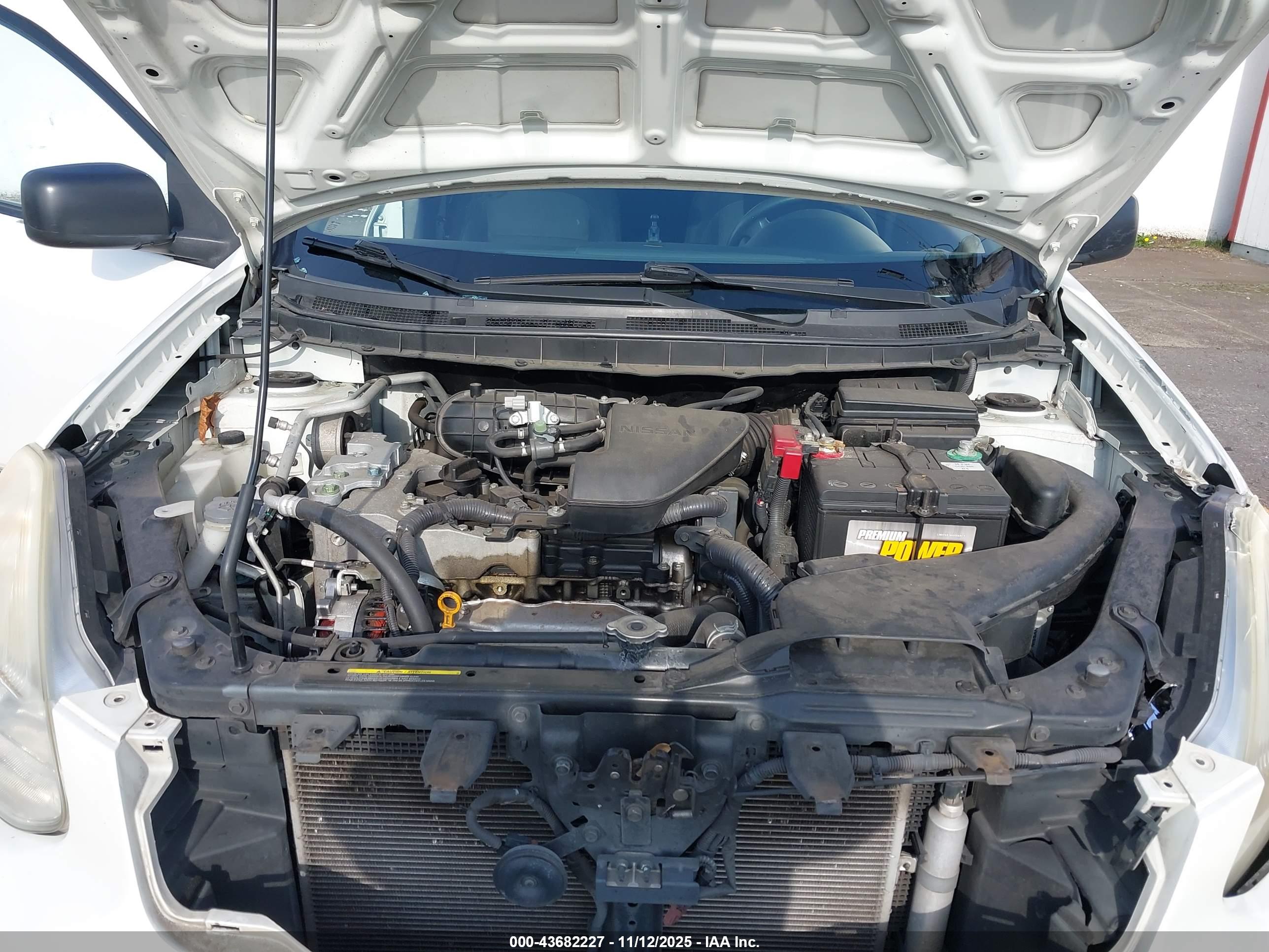 NISSAN ROGUE image 10