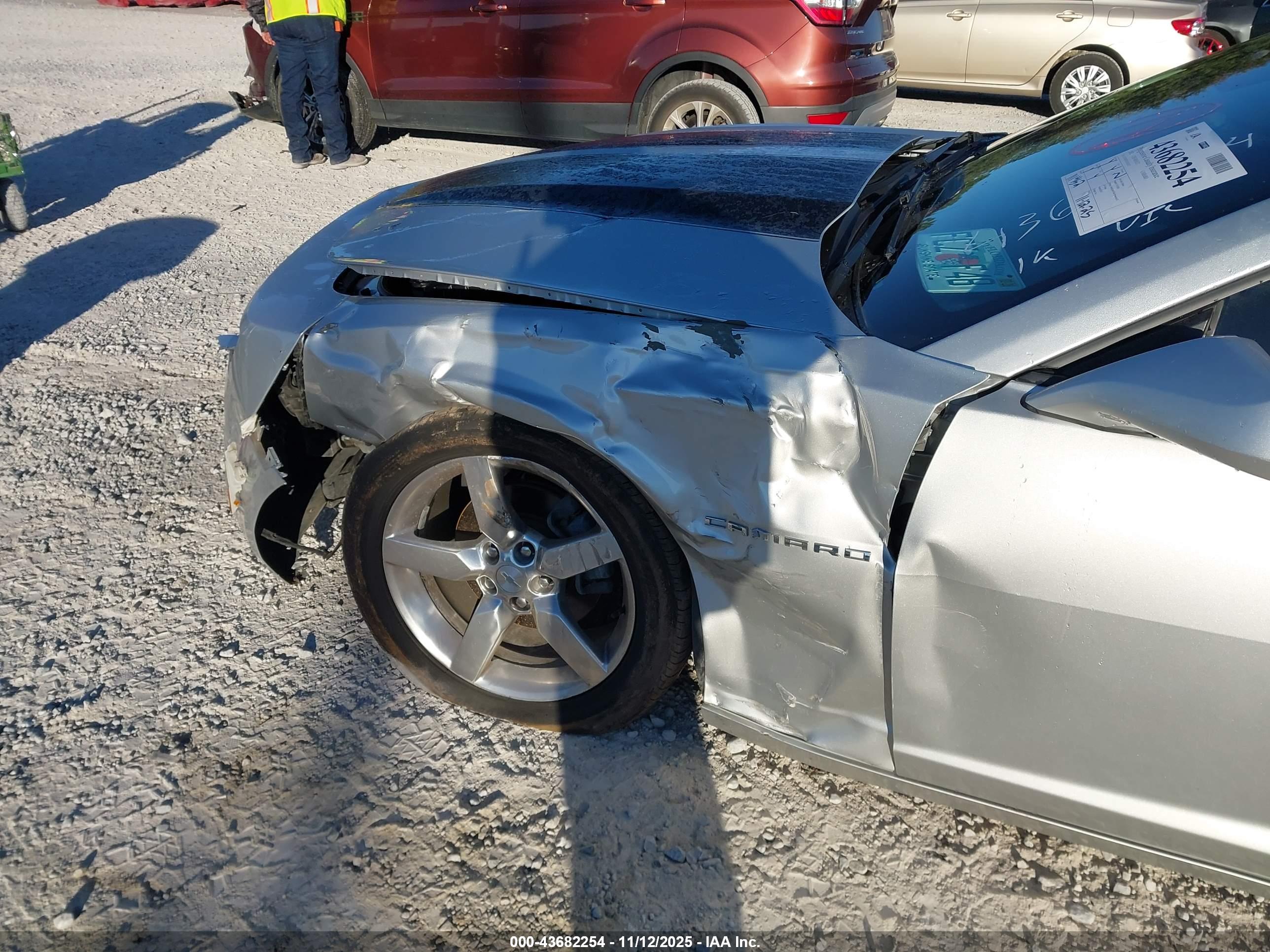 CHEVROLET CAMARO image 6