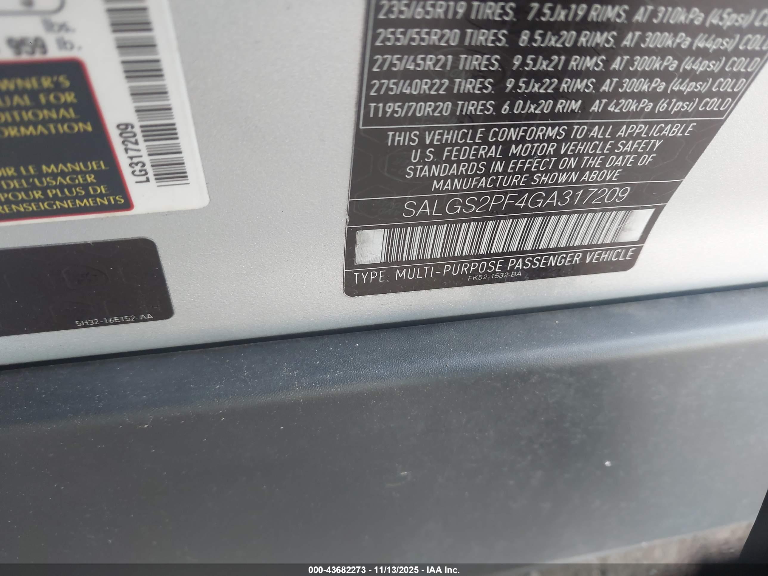 LAND ROVER image 9