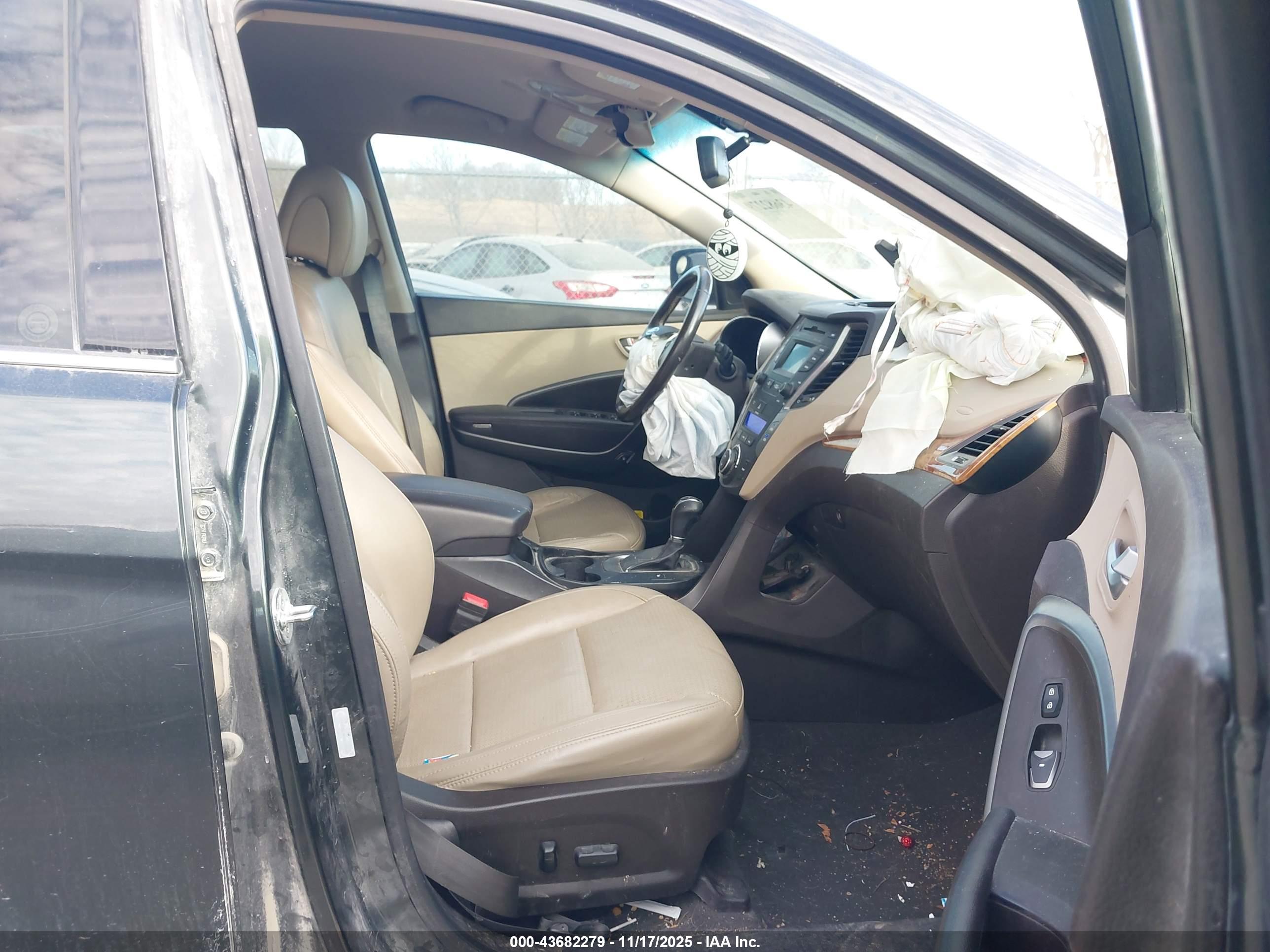 HYUNDAI SANTA image 5