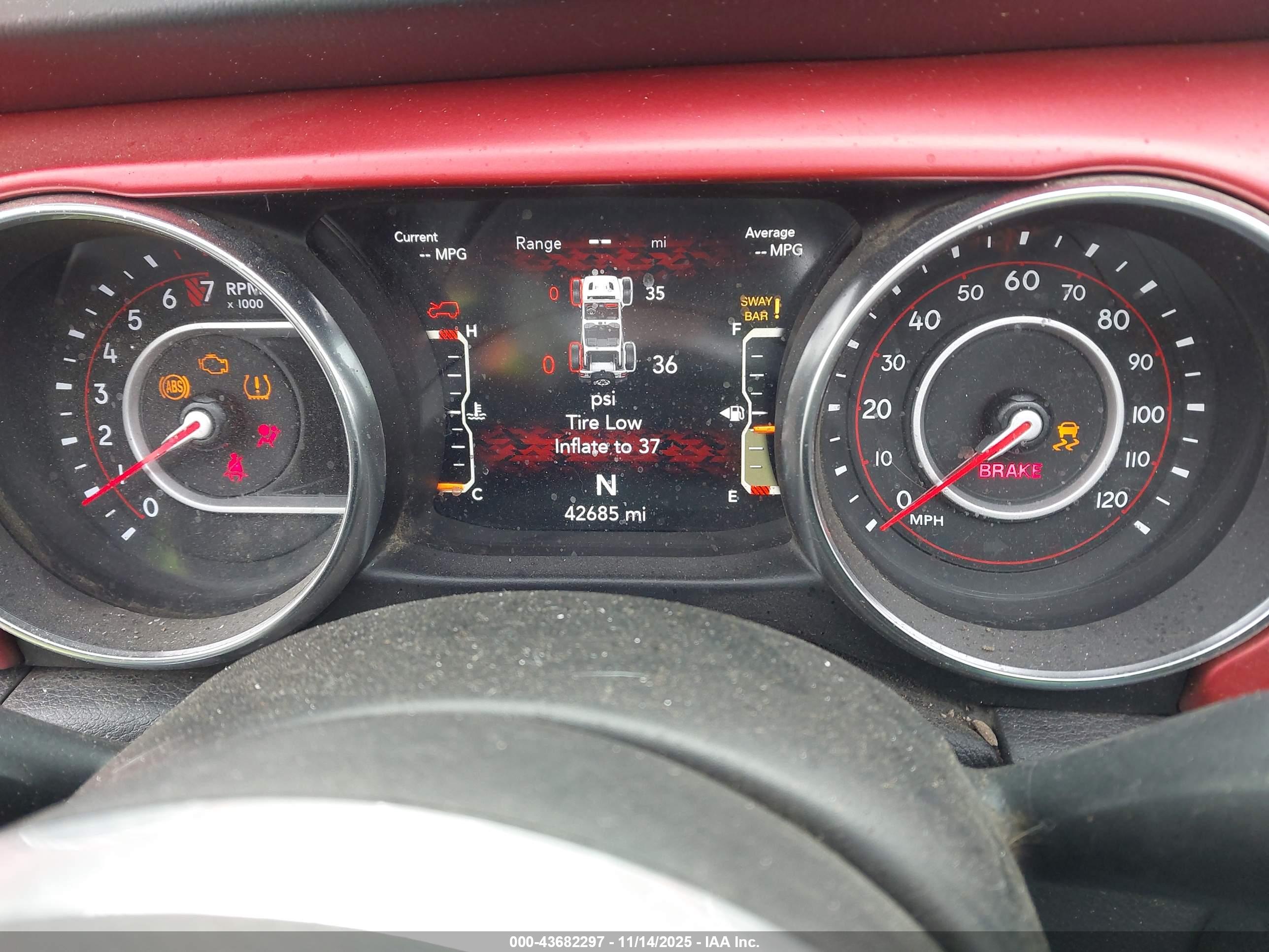 JEEP WRANGLER image 7