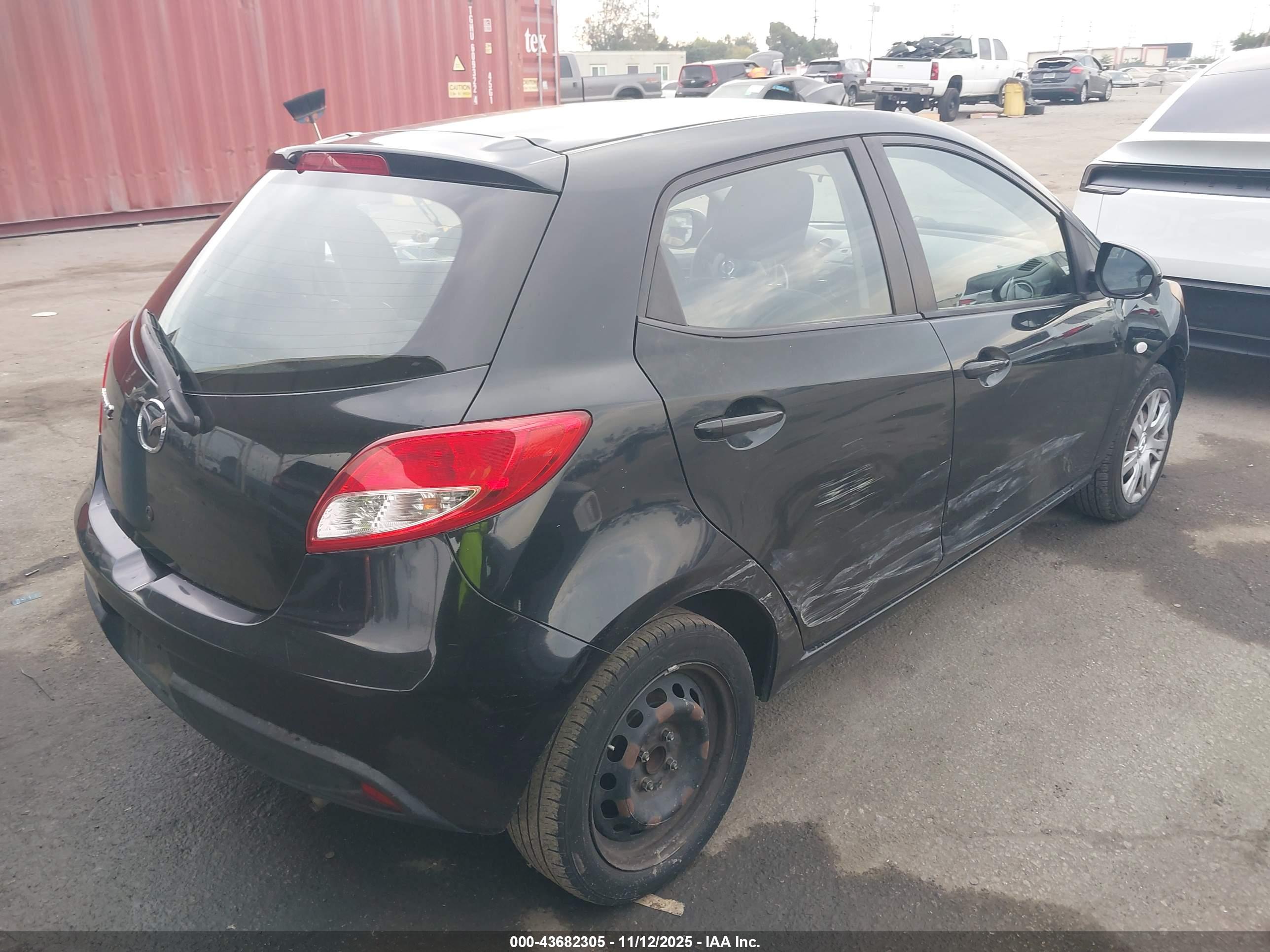 MAZDA MAZDA2 image 4
