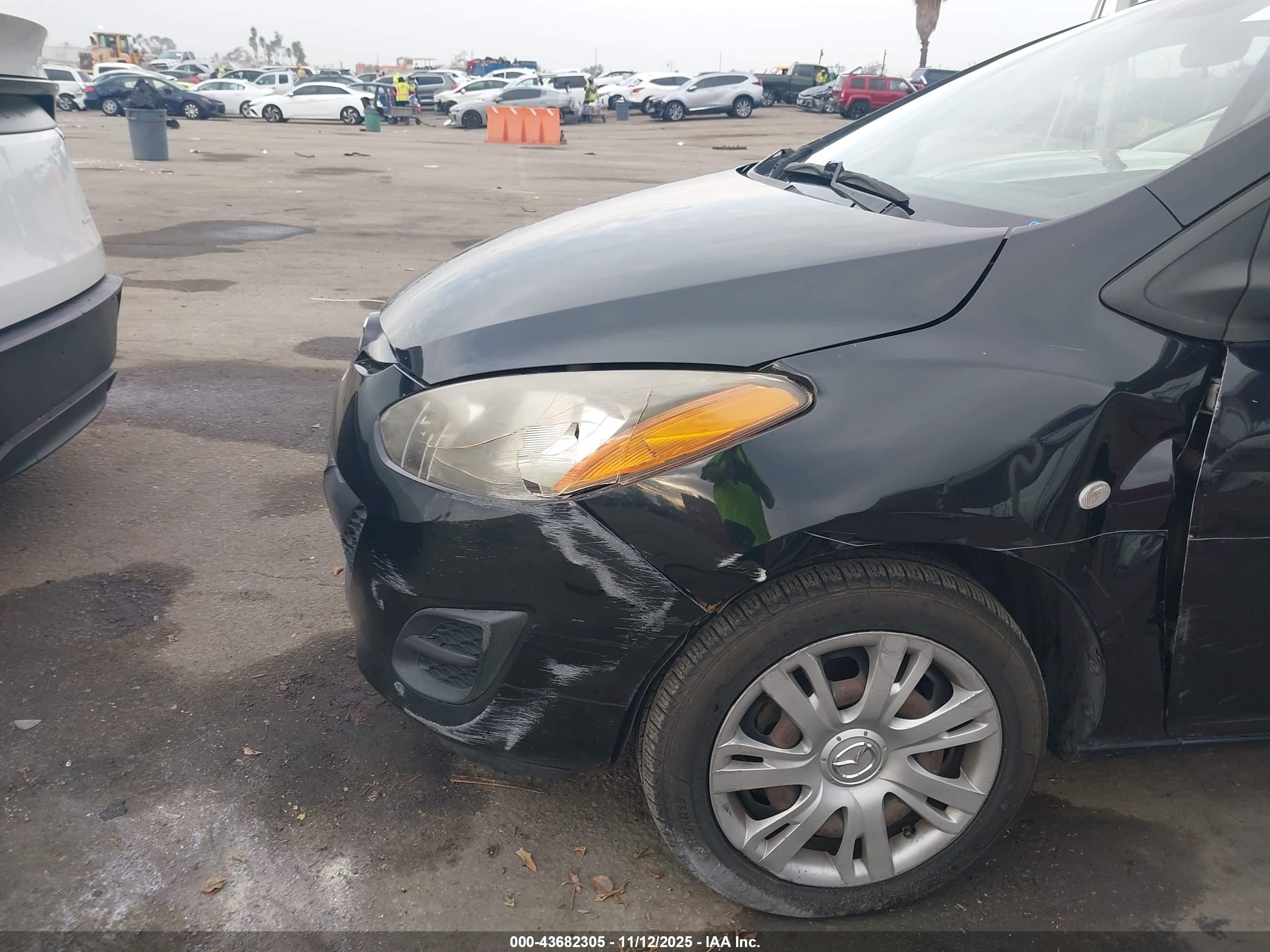 MAZDA MAZDA2 image 6