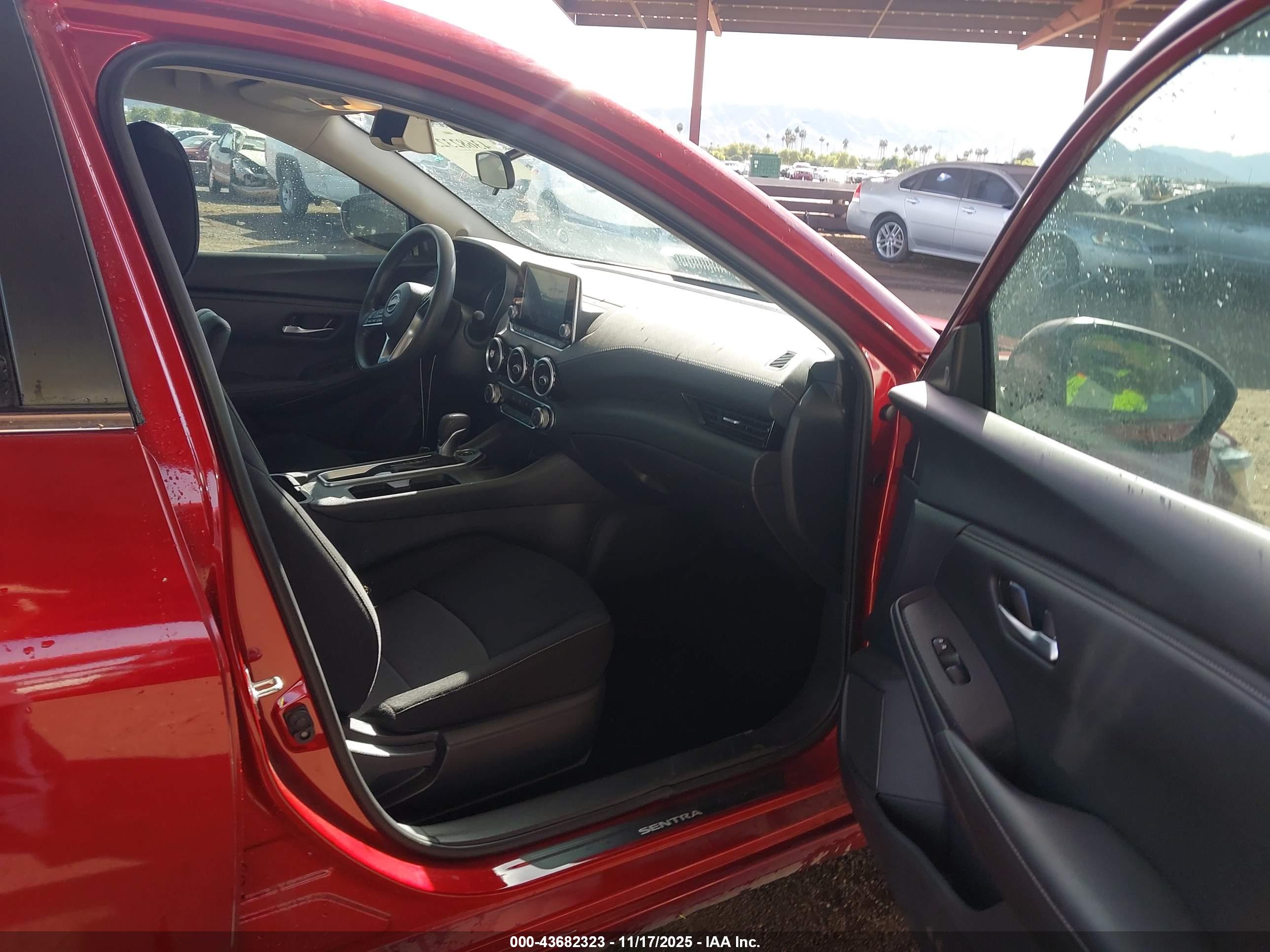 NISSAN SENTRA image 5