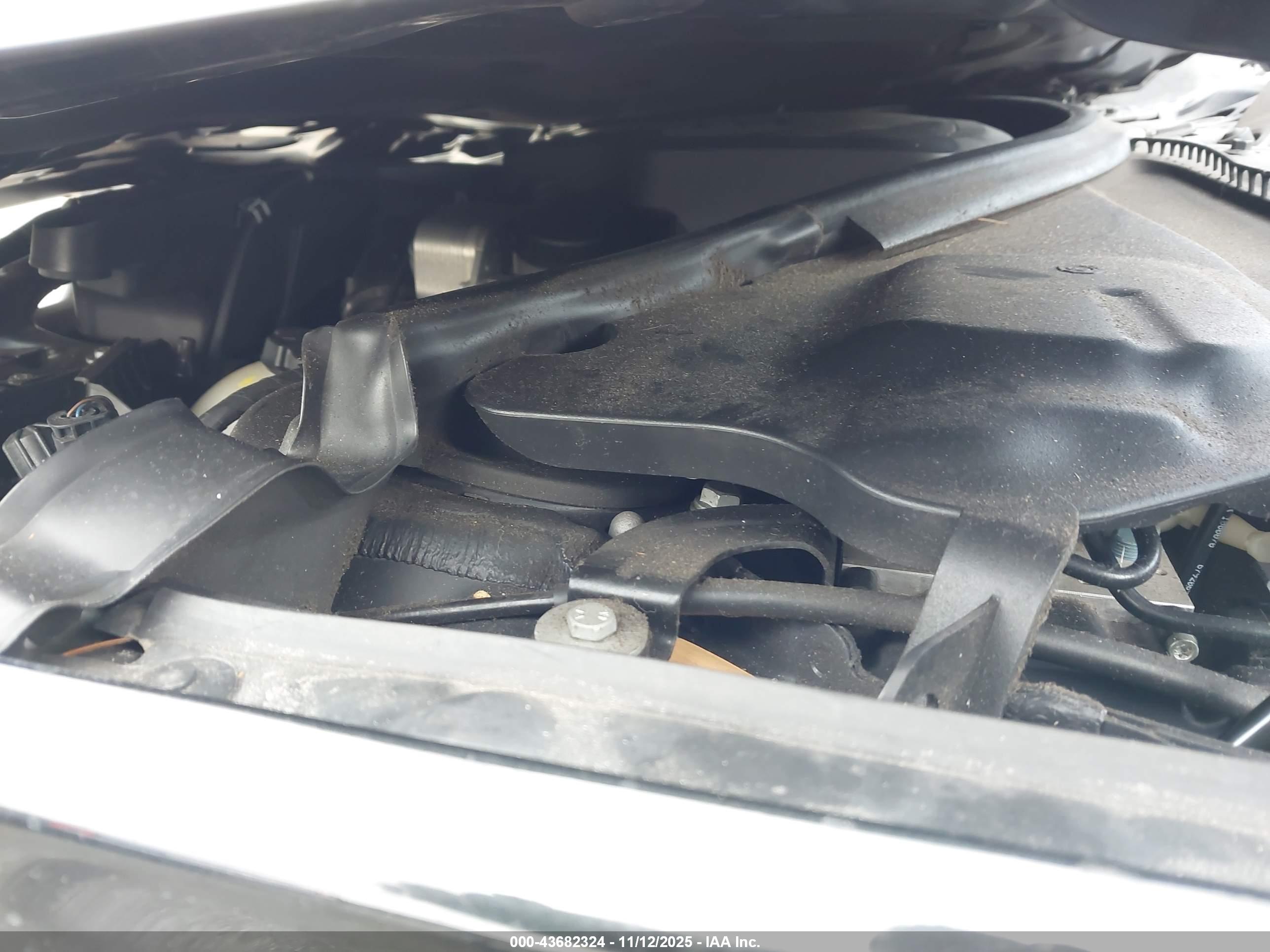 BMW 328I image 10