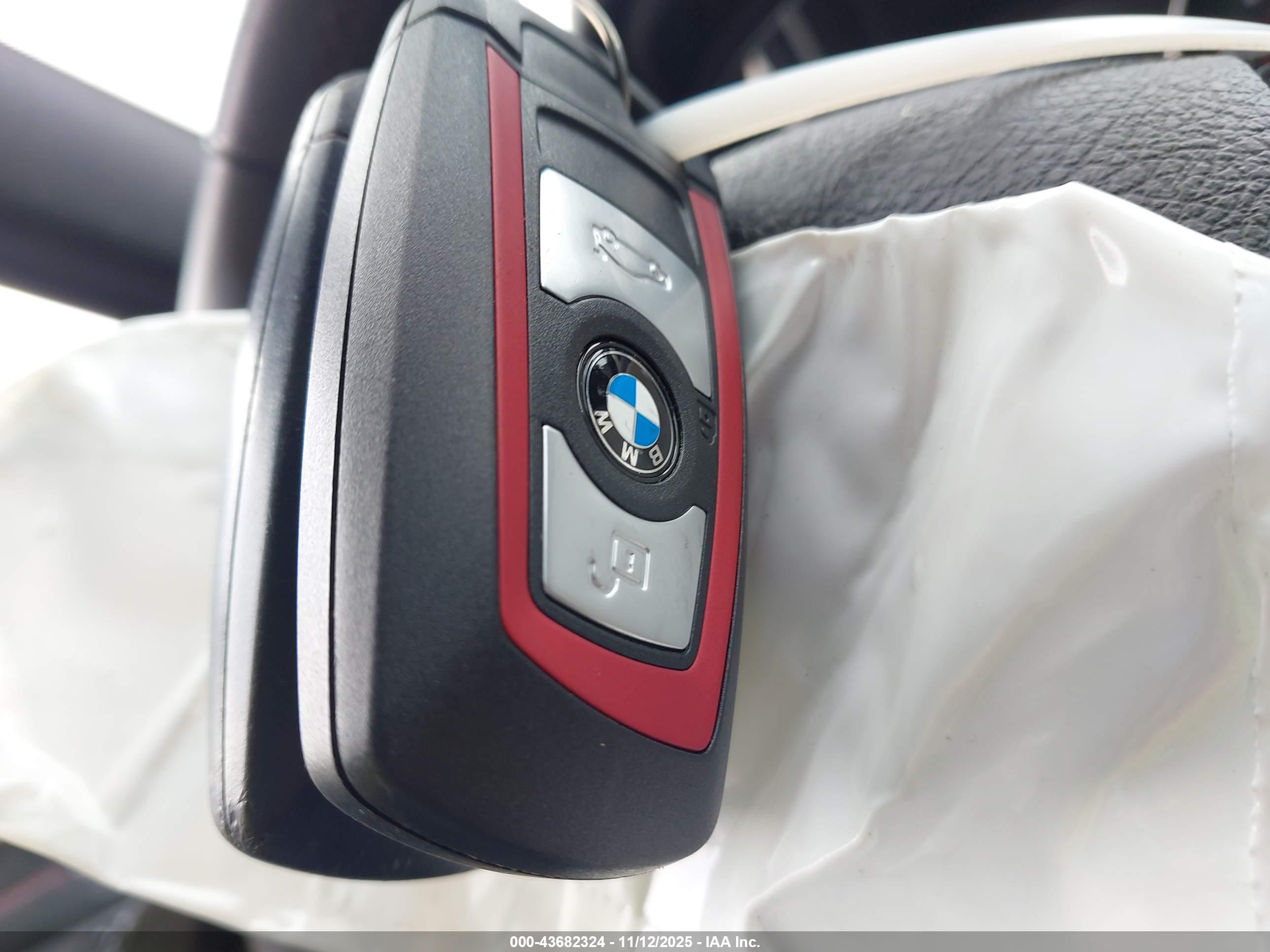 BMW 328I image 11