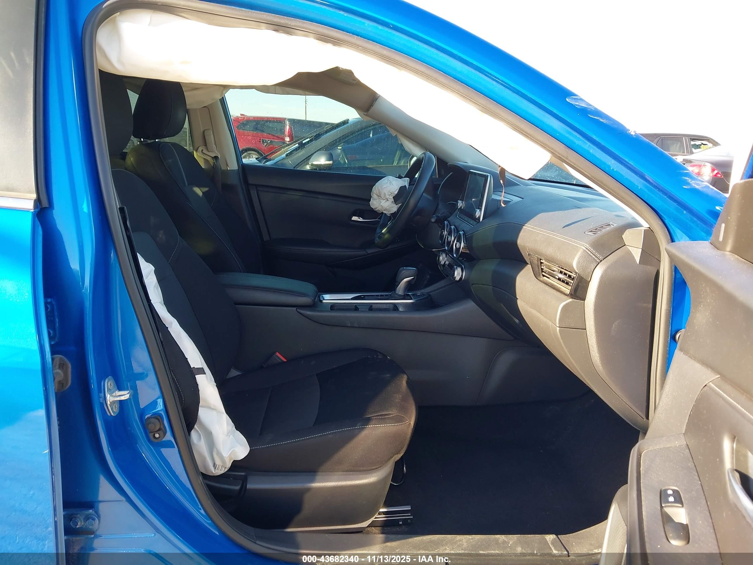 NISSAN SENTRA image 5