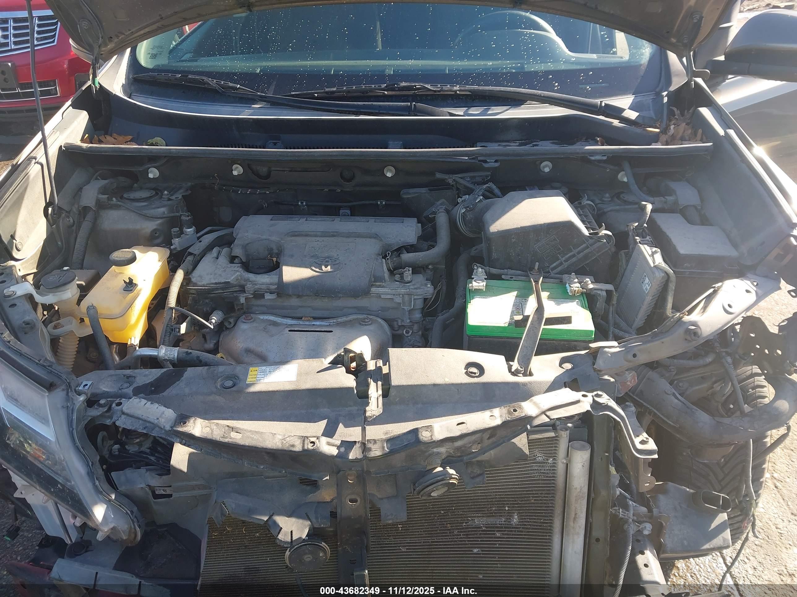 TOYOTA RAV4 image 10