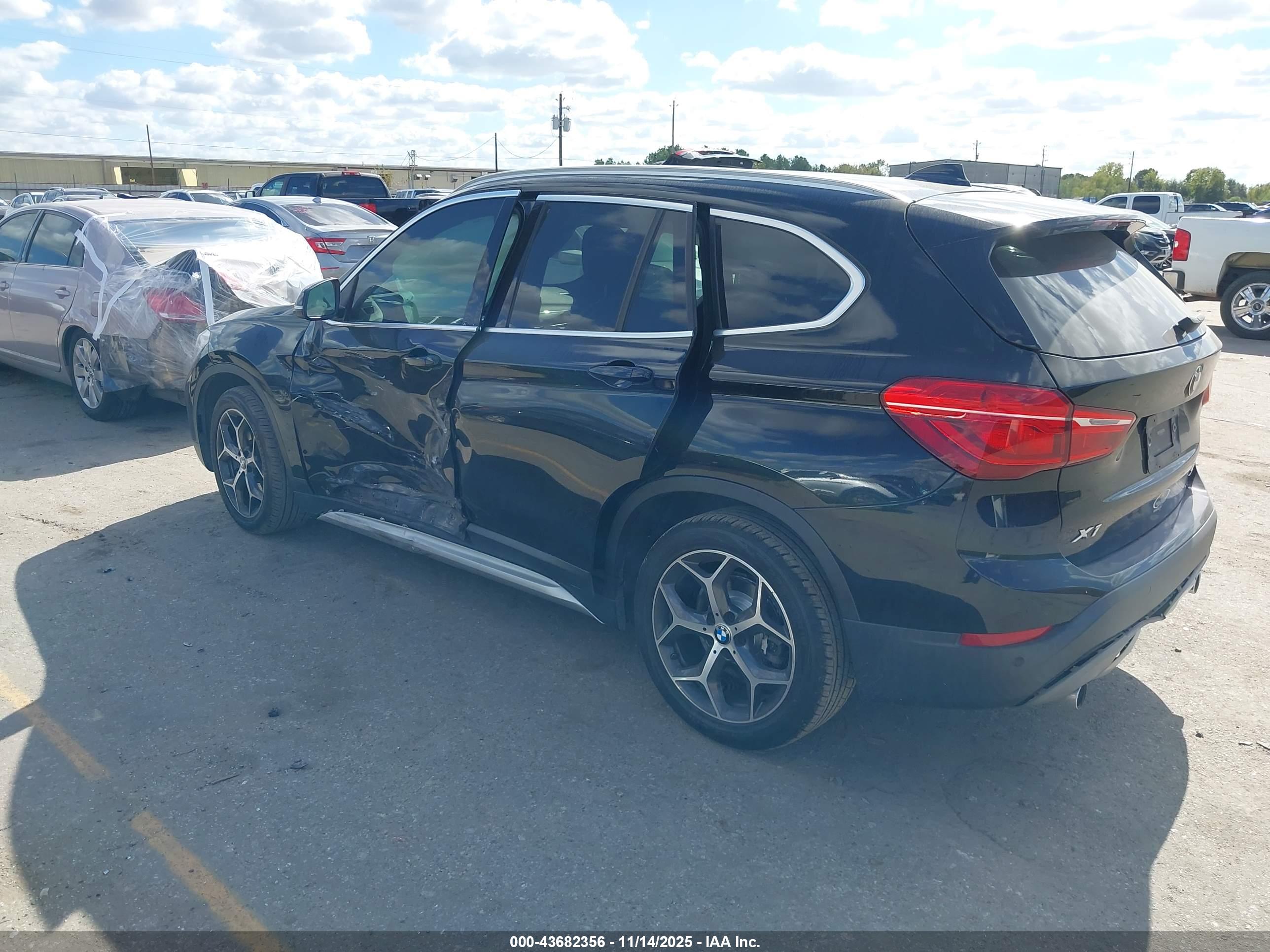 BMW X1 image 3