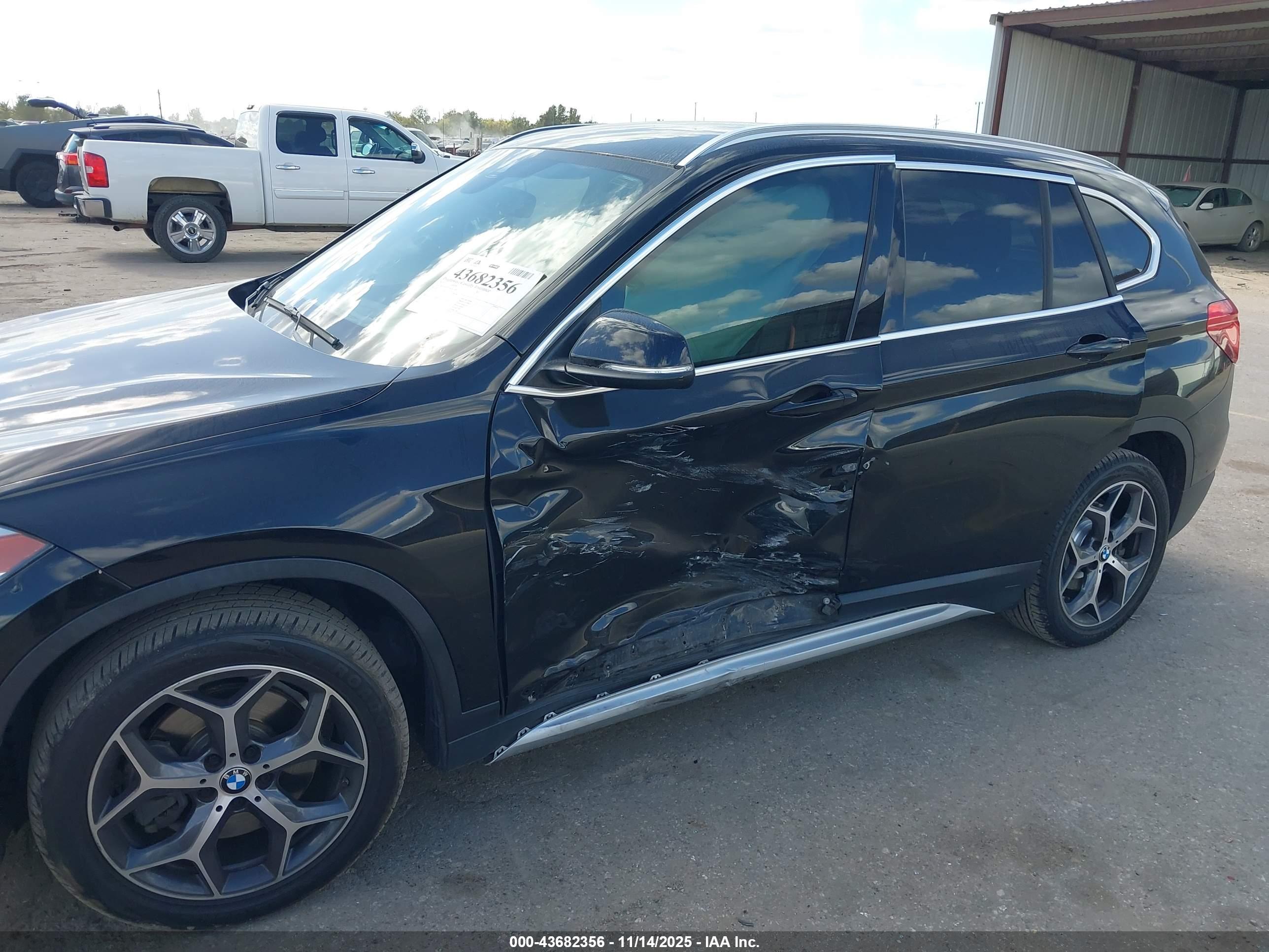BMW X1 image 6