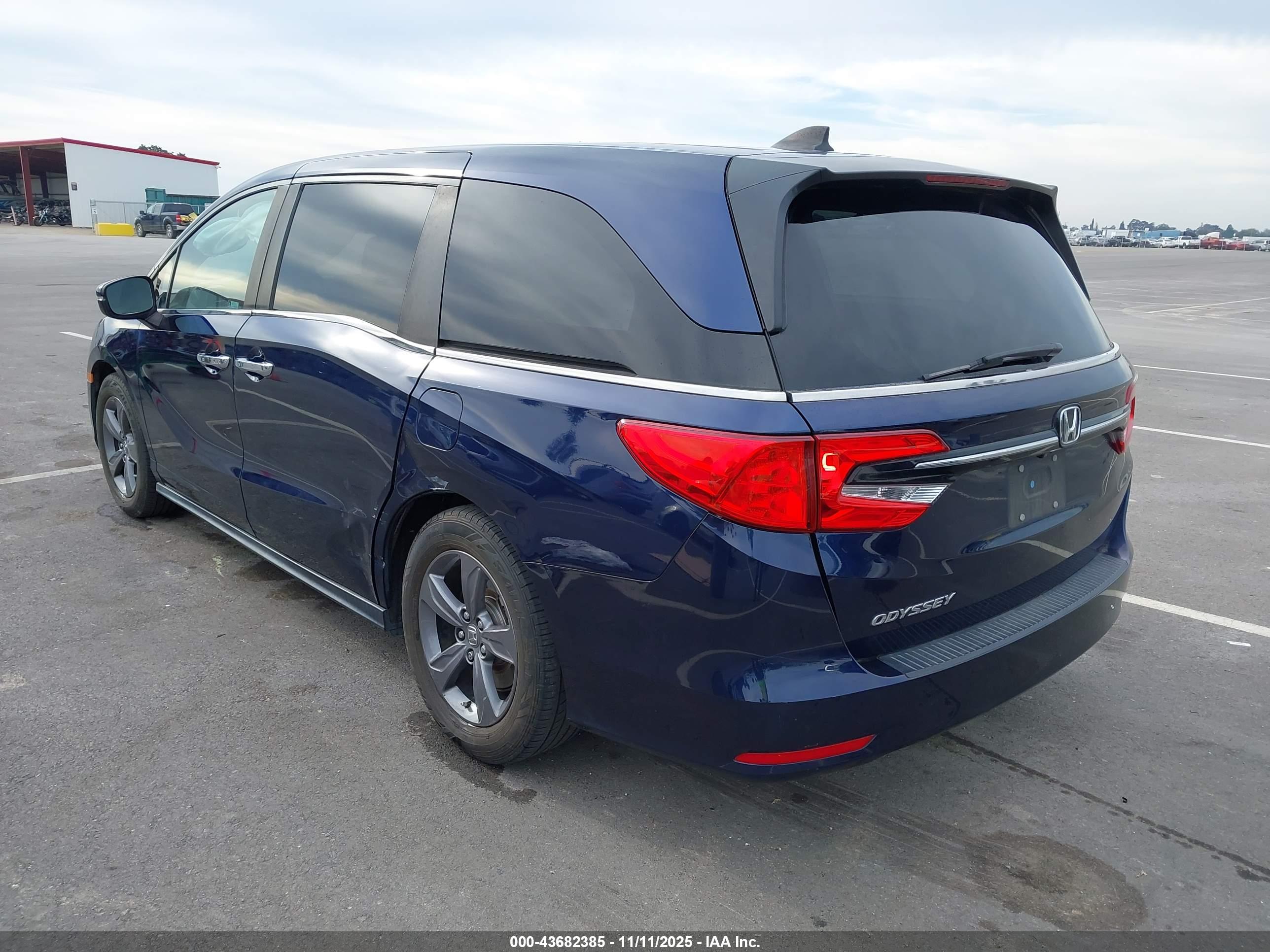 HONDA ODYSSEY image 3