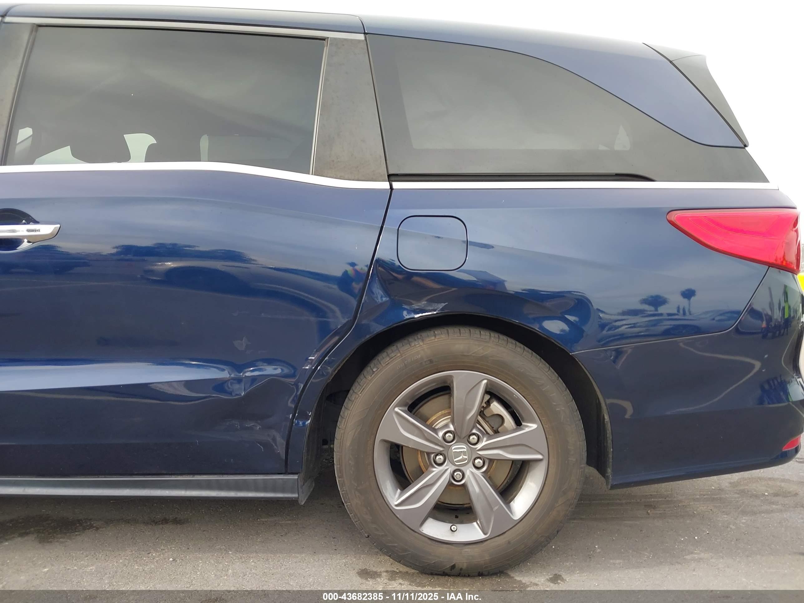 HONDA ODYSSEY image 6