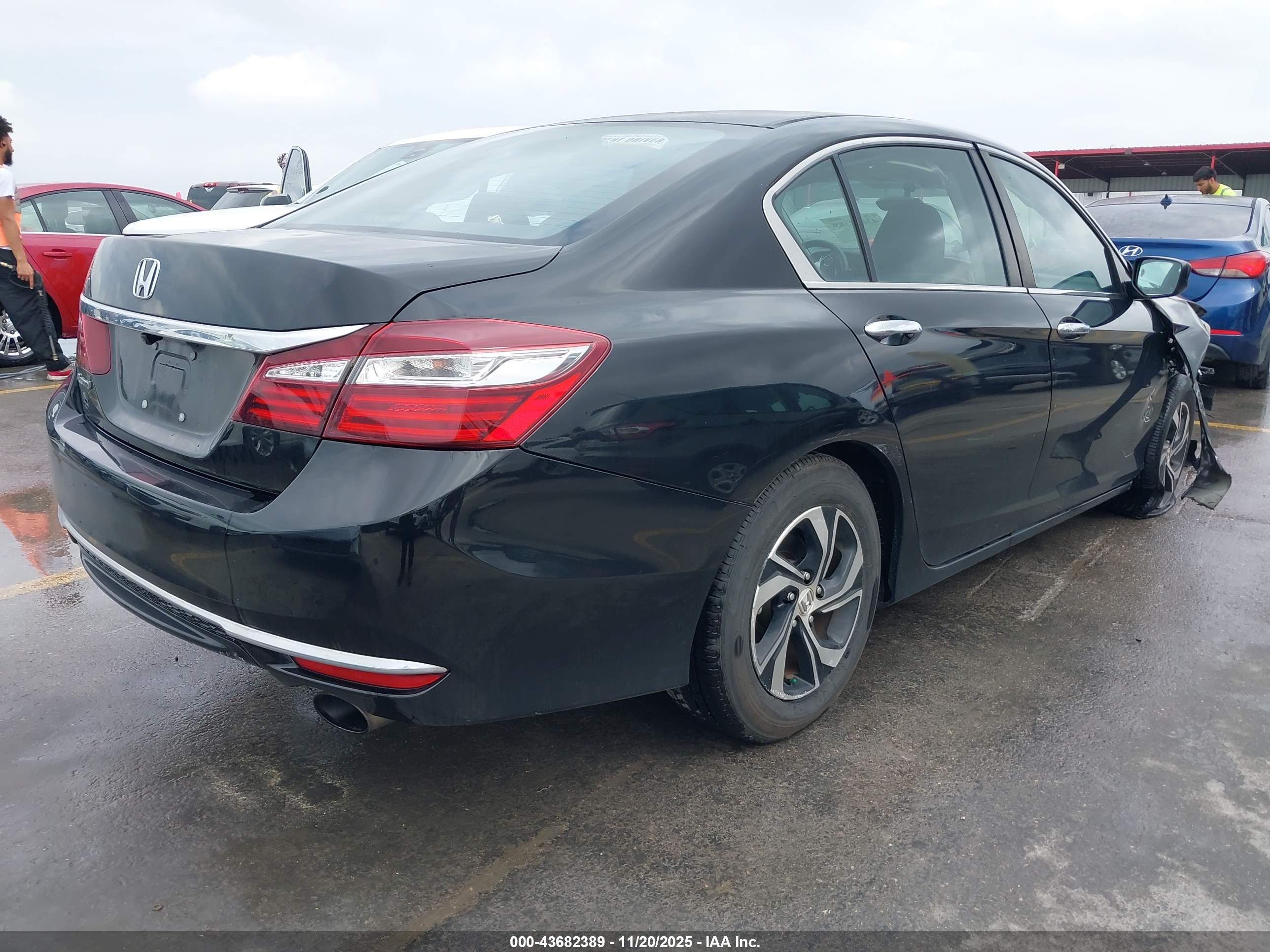 HONDA ACCORD image 4