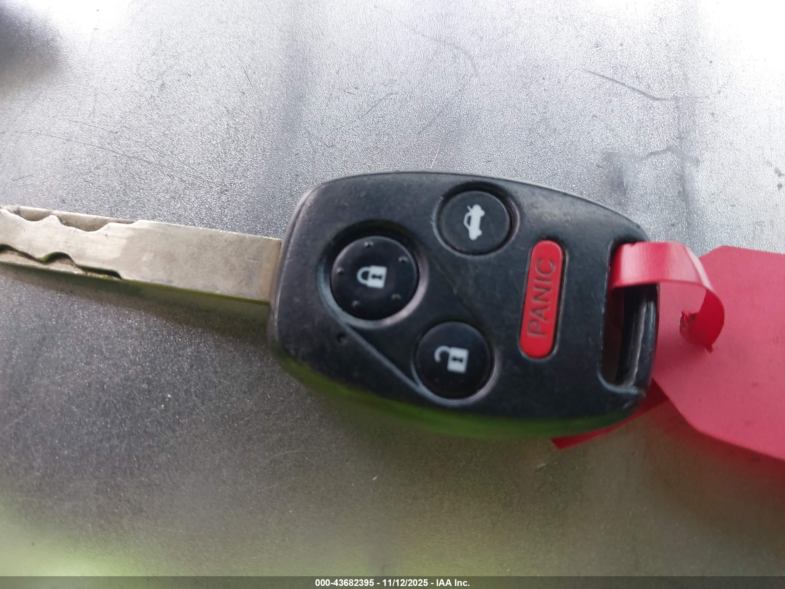 HONDA CIVIC image 11
