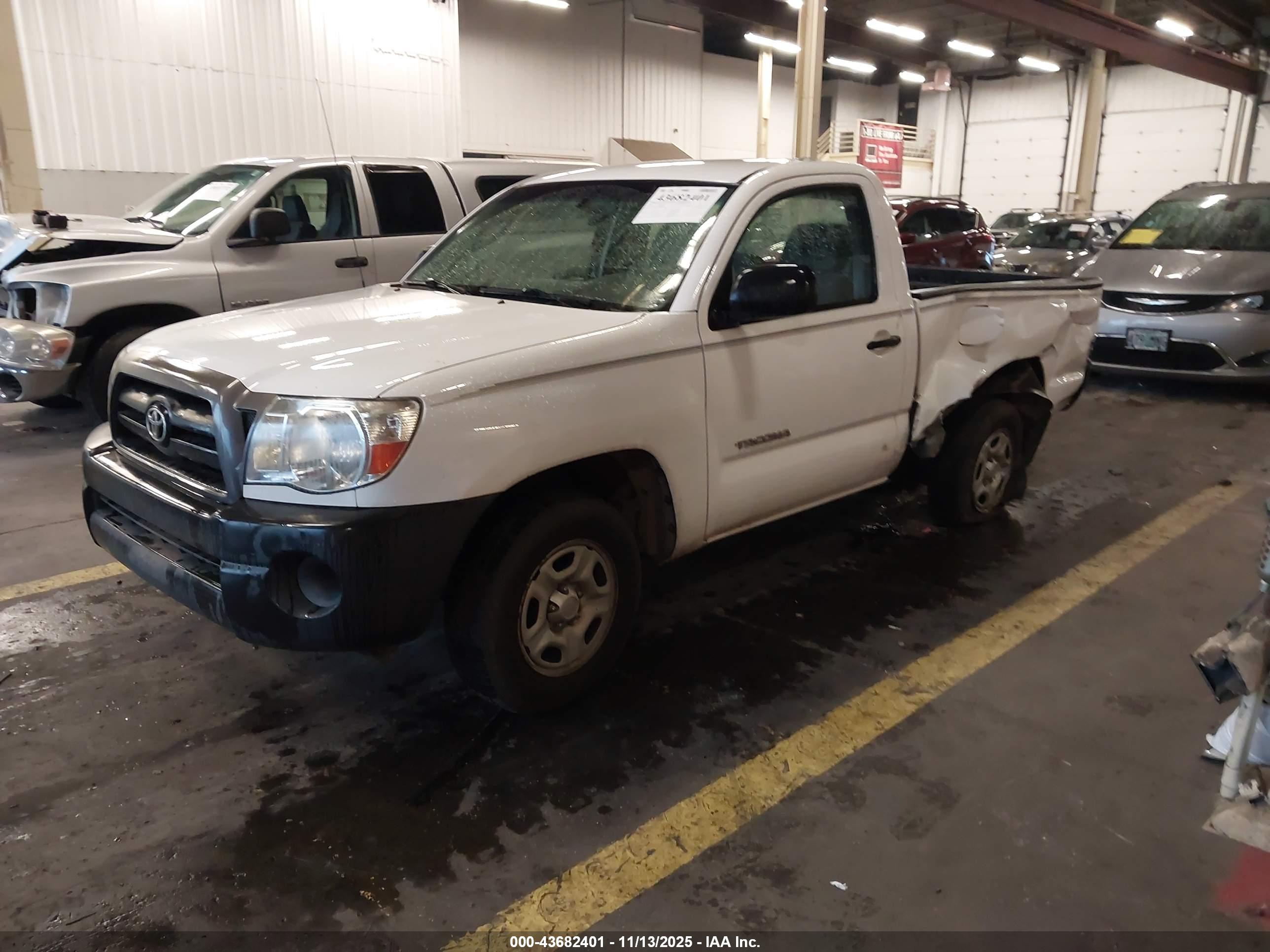 TOYOTA TACOMA image 2