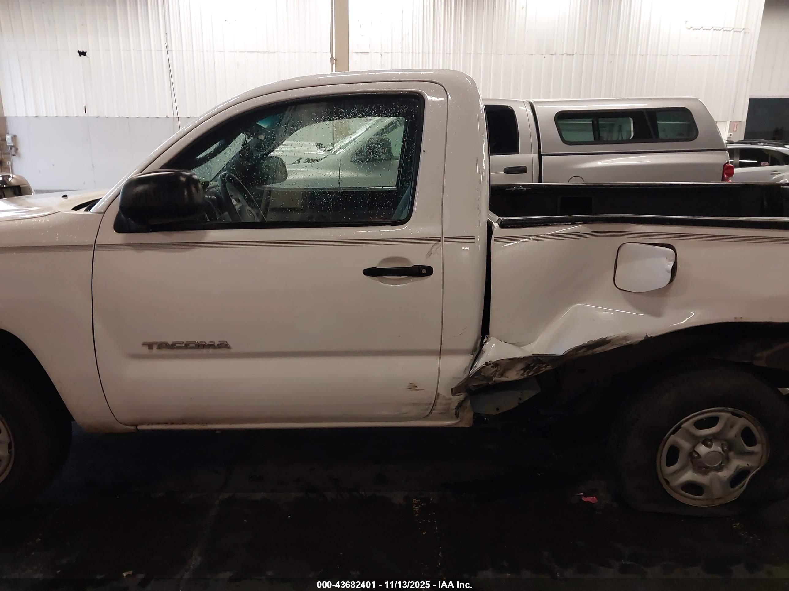 TOYOTA TACOMA image 6