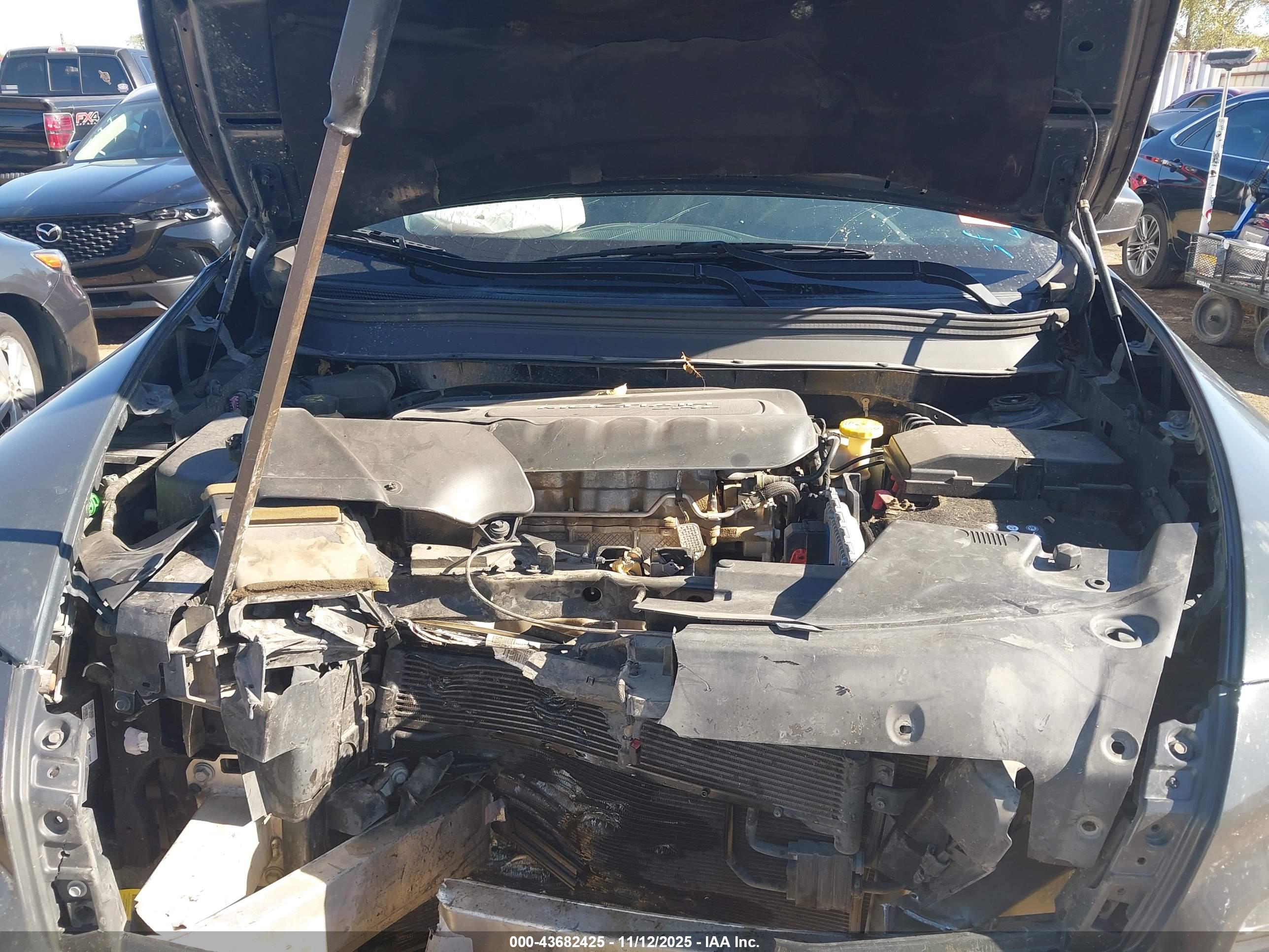 JEEP CHEROKEE image 10