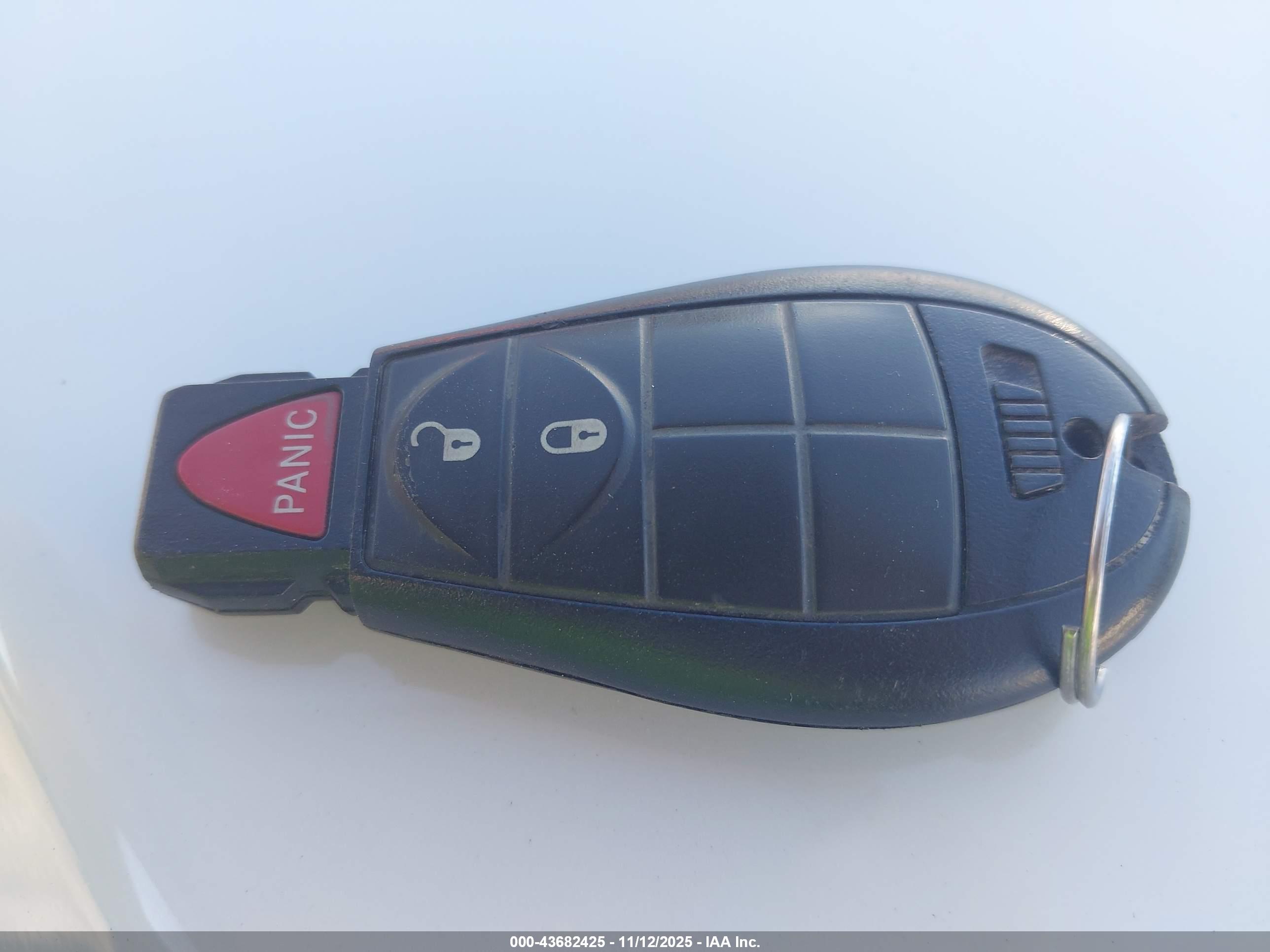 JEEP CHEROKEE image 11