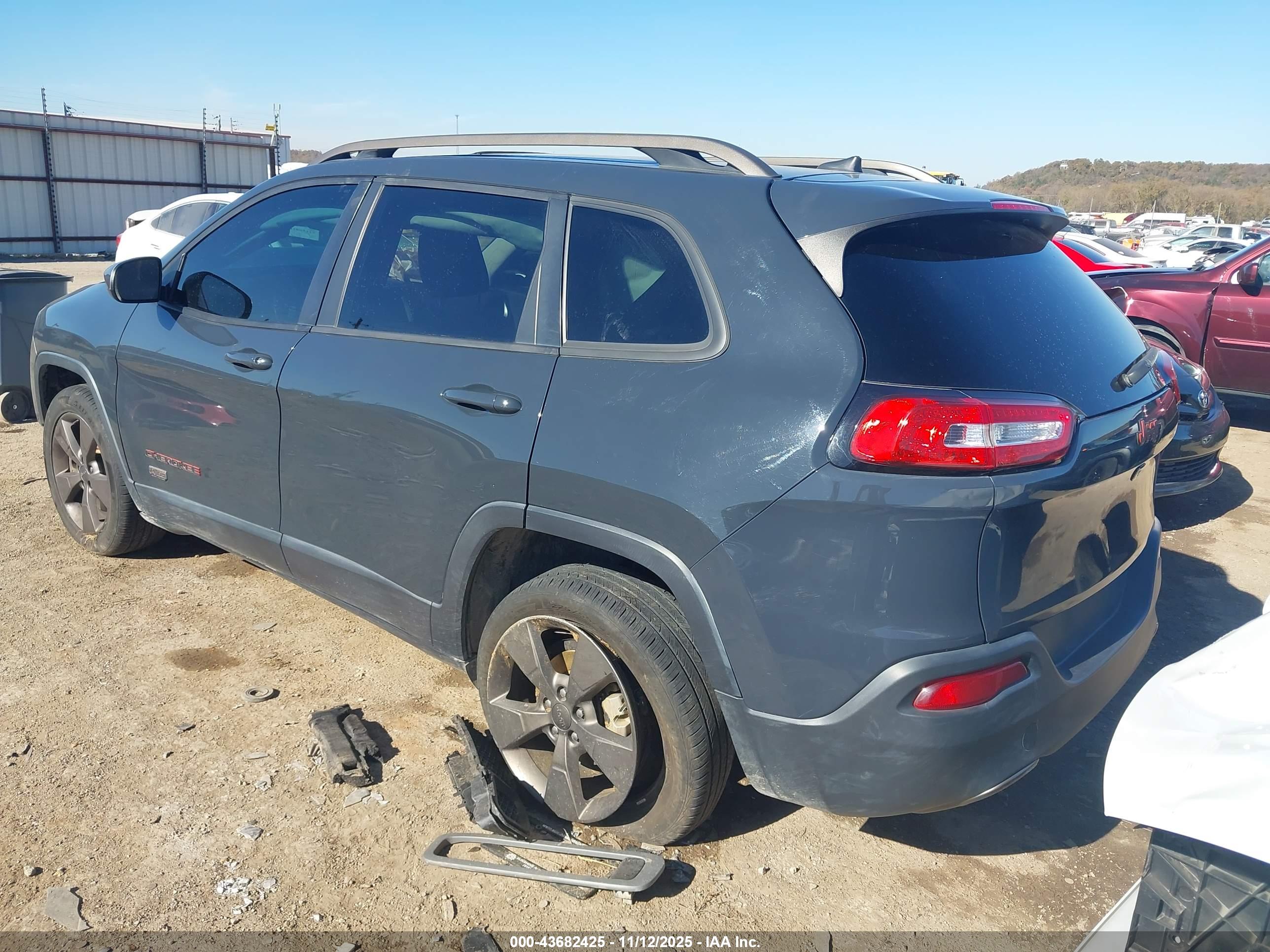 JEEP CHEROKEE image 3