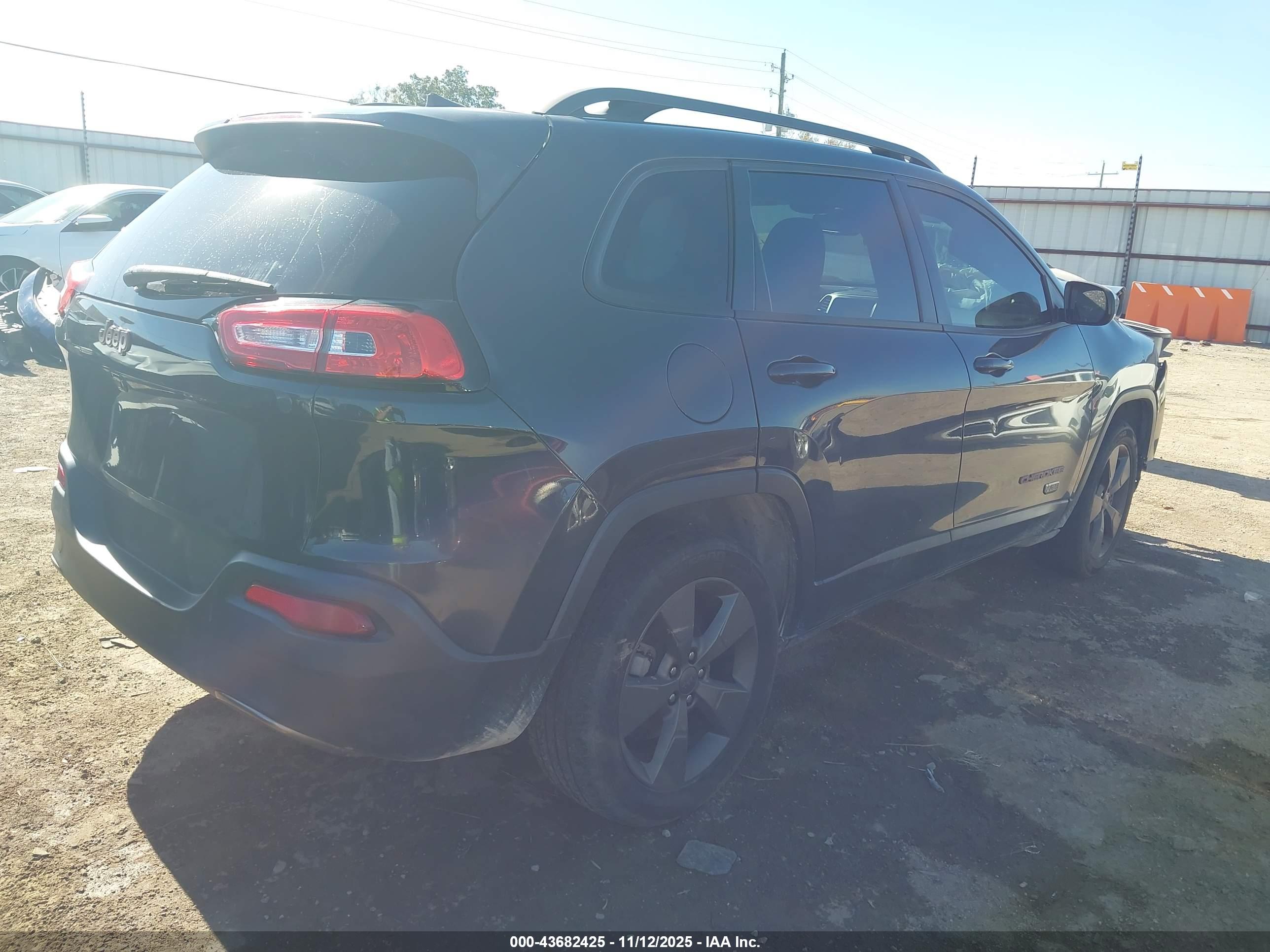 JEEP CHEROKEE image 4
