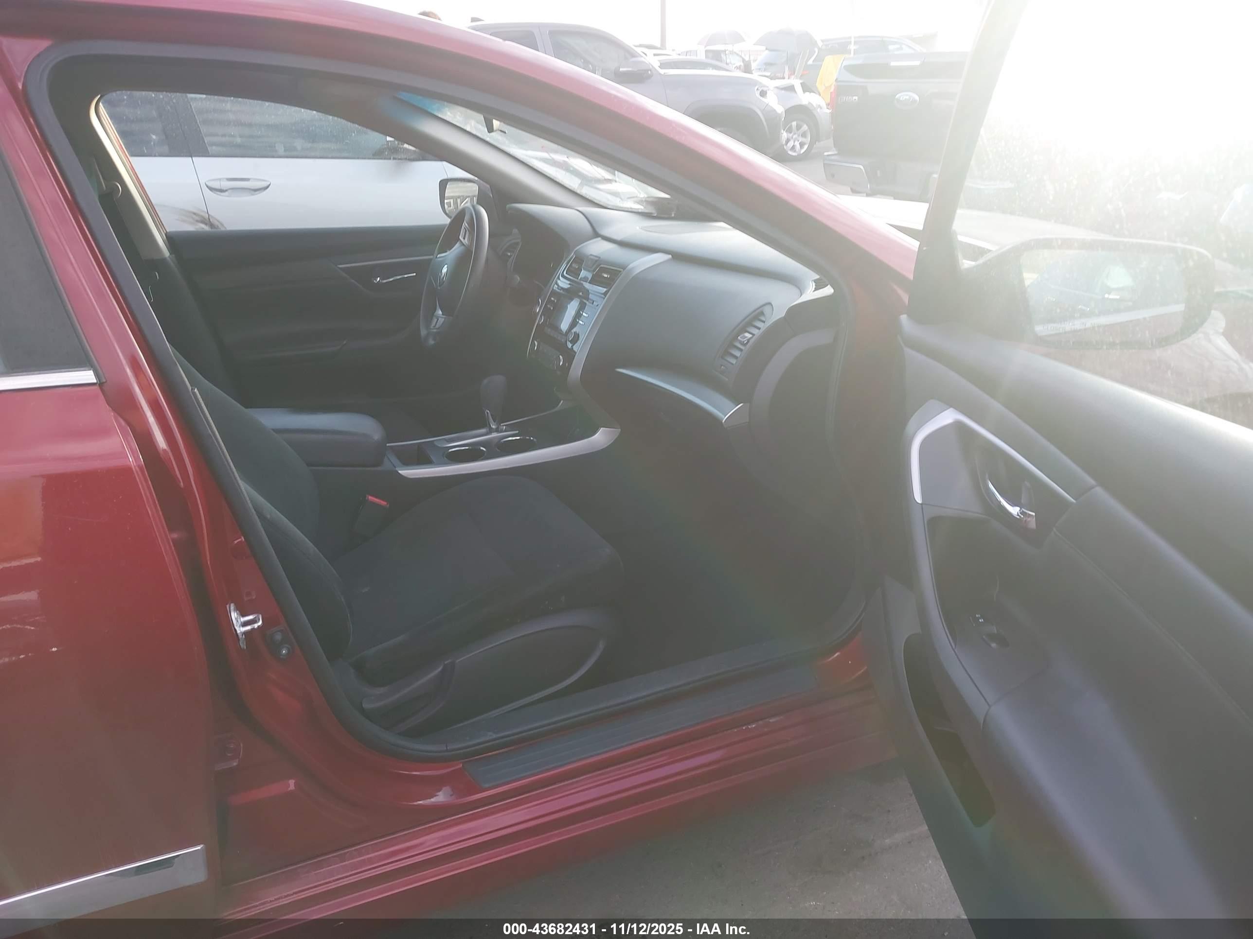 NISSAN ALTIMA image 5