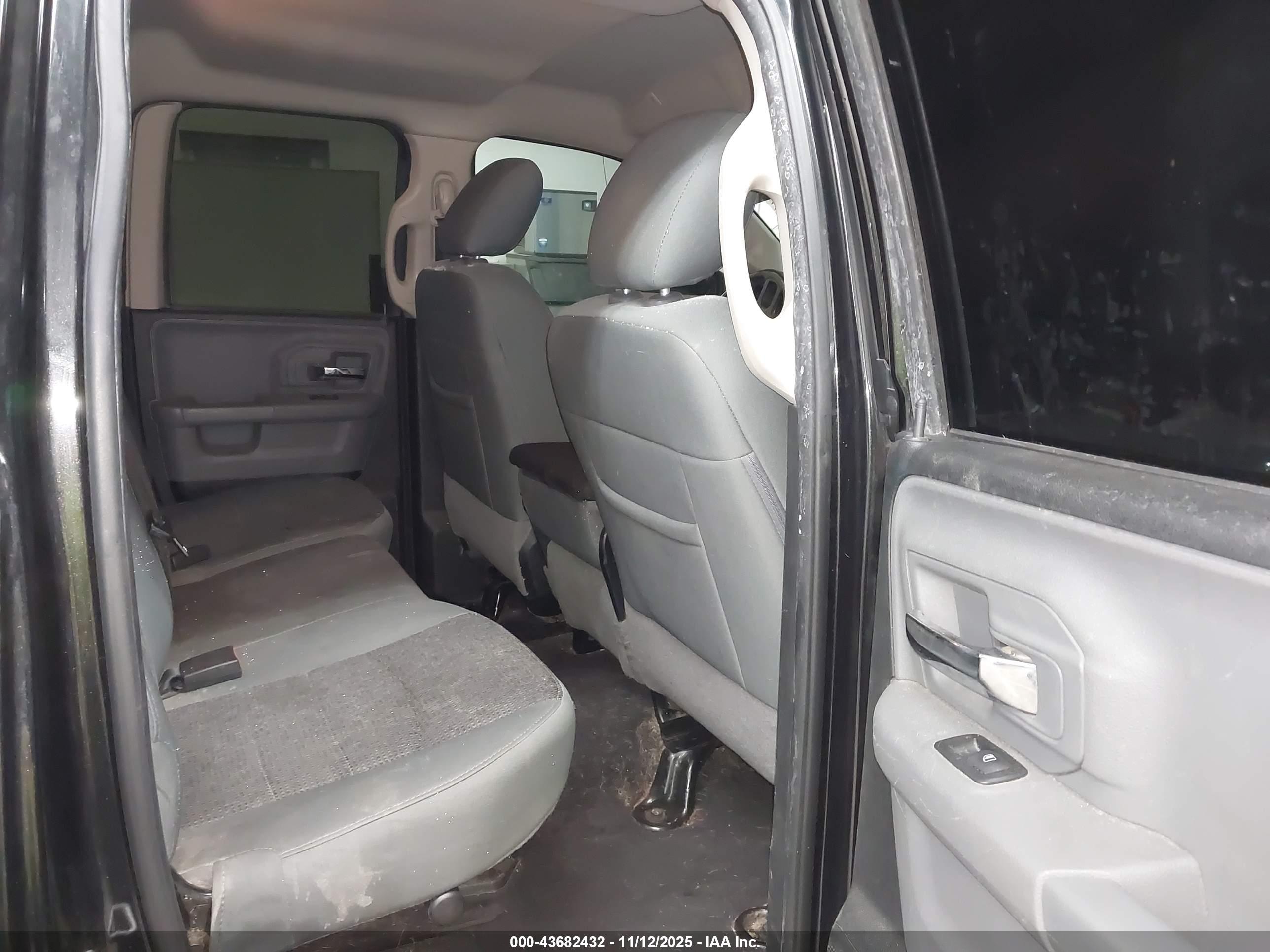 RAM 1500 image 8