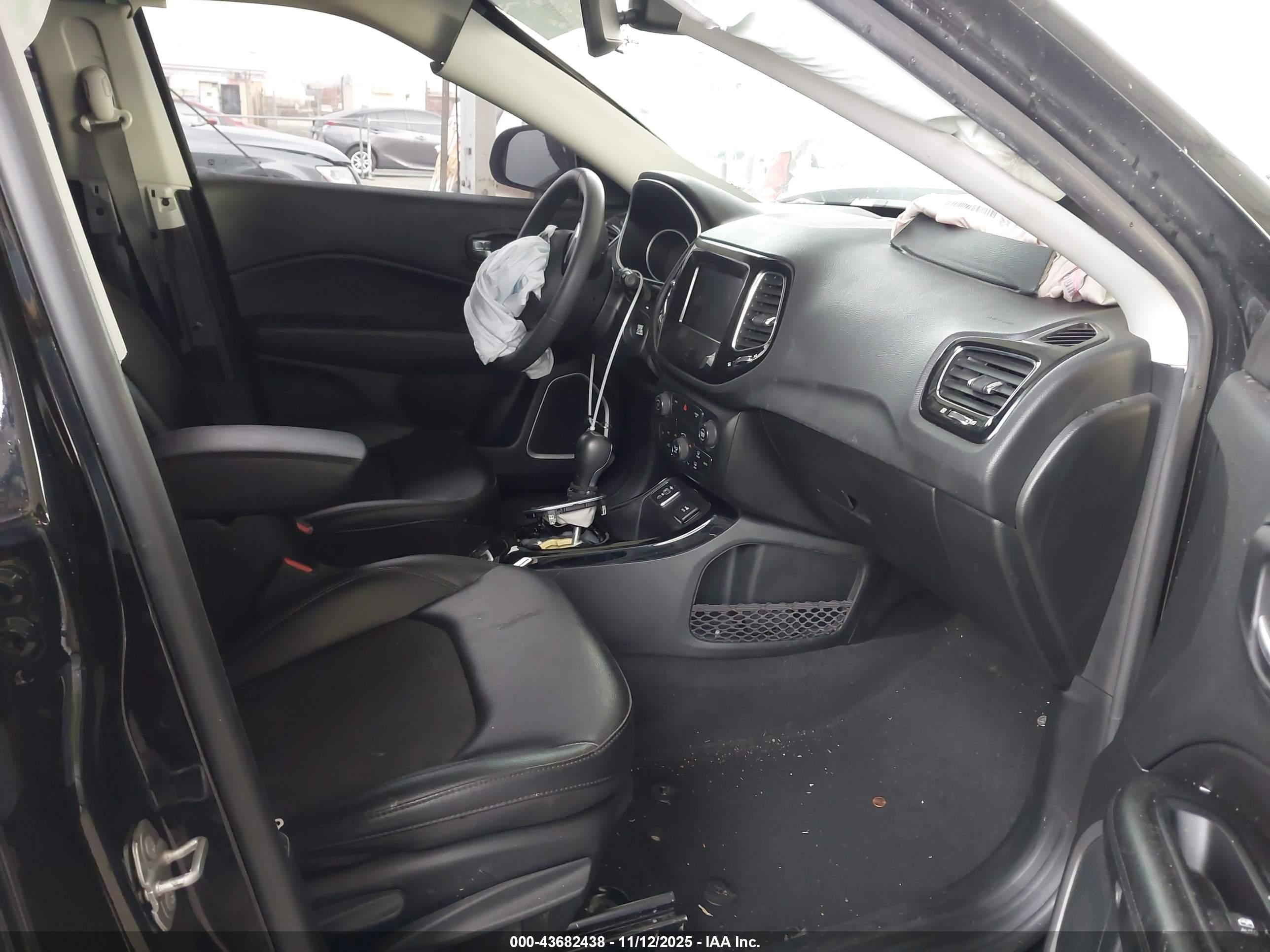 JEEP COMPASS image 5
