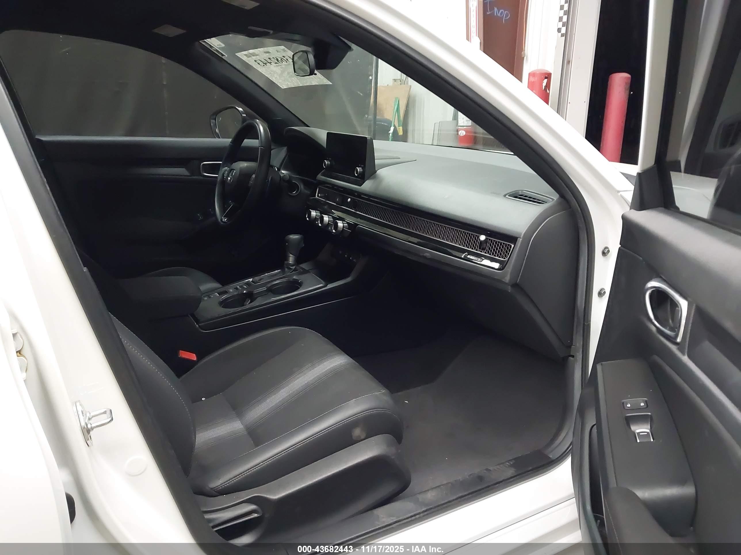 HONDA CIVIC image 5