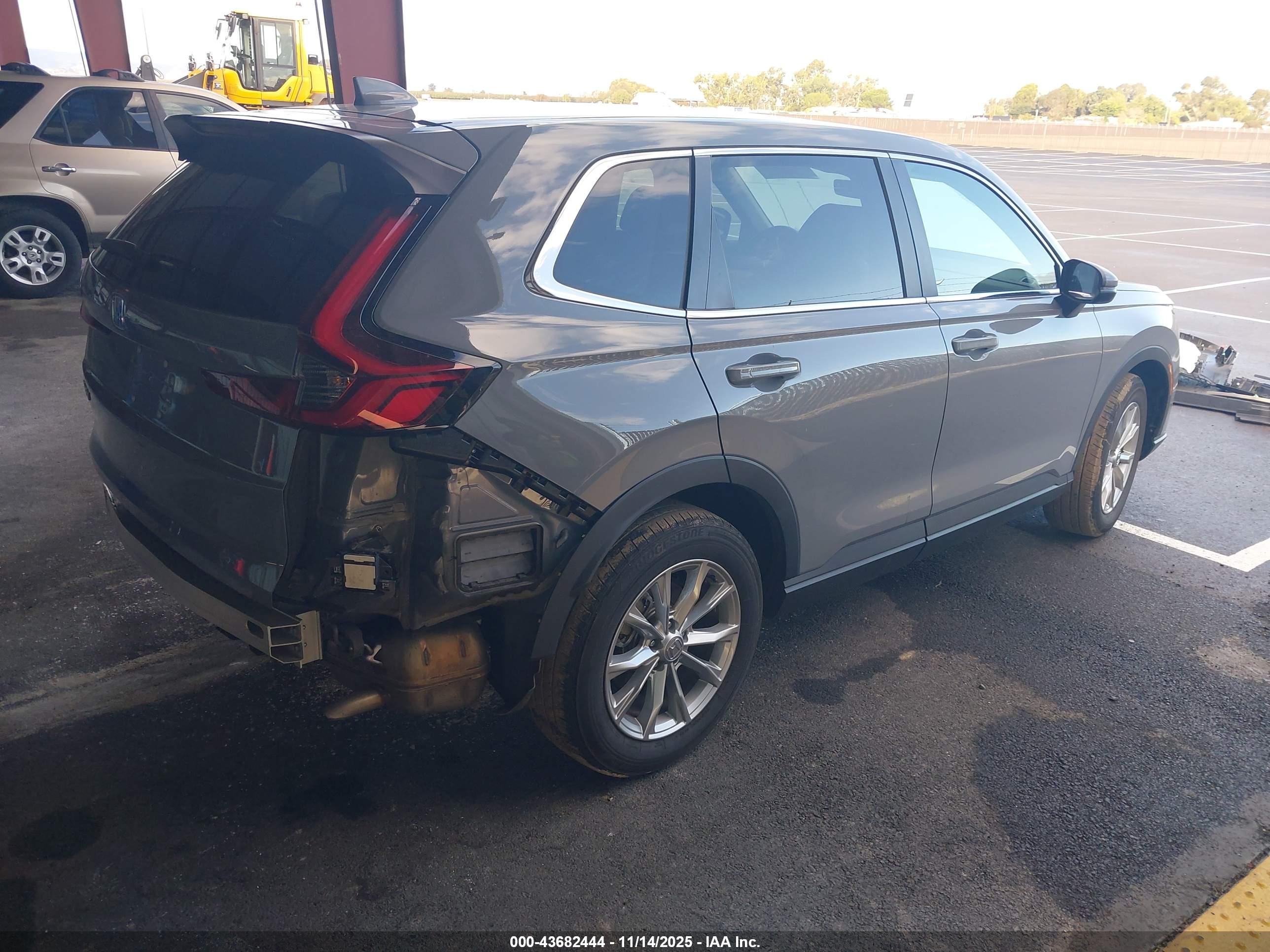 HONDA CR-V image 4