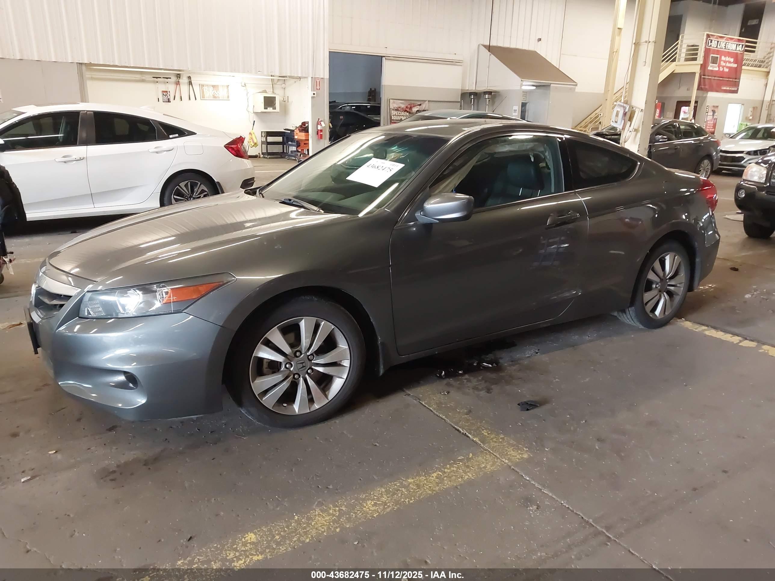 HONDA ACCORD image 2