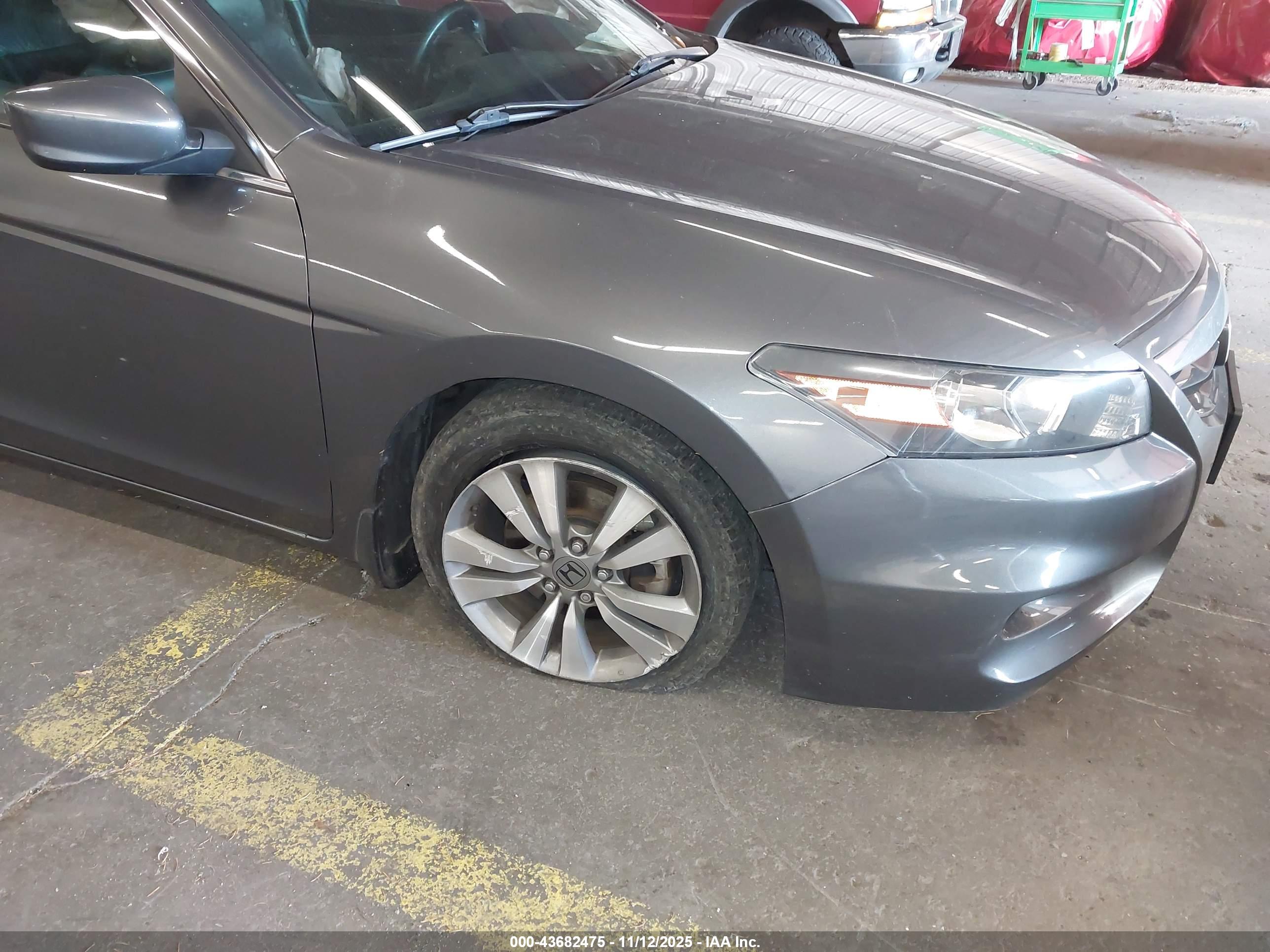 HONDA ACCORD image 6