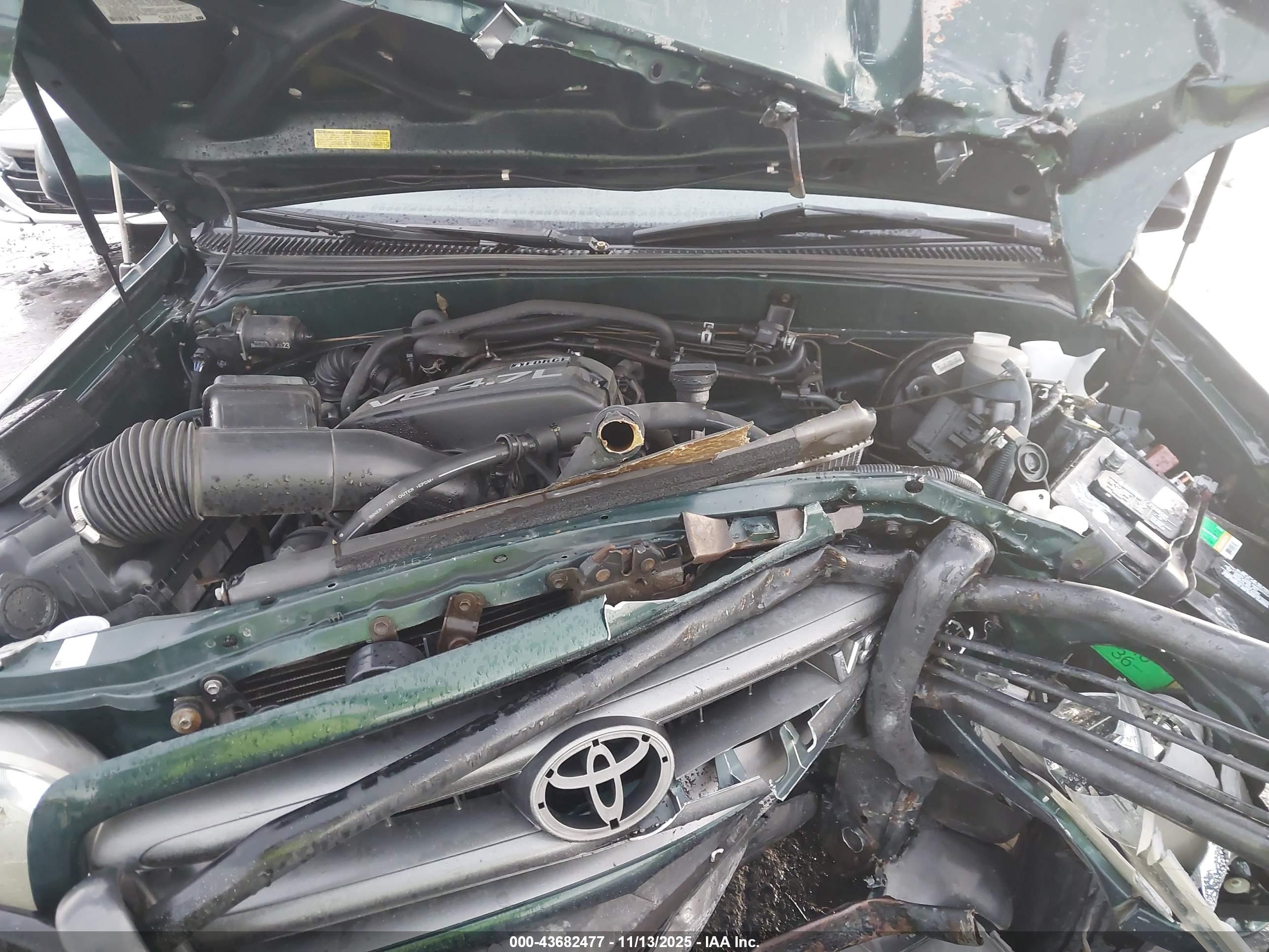 TOYOTA SEQUOIA image 10