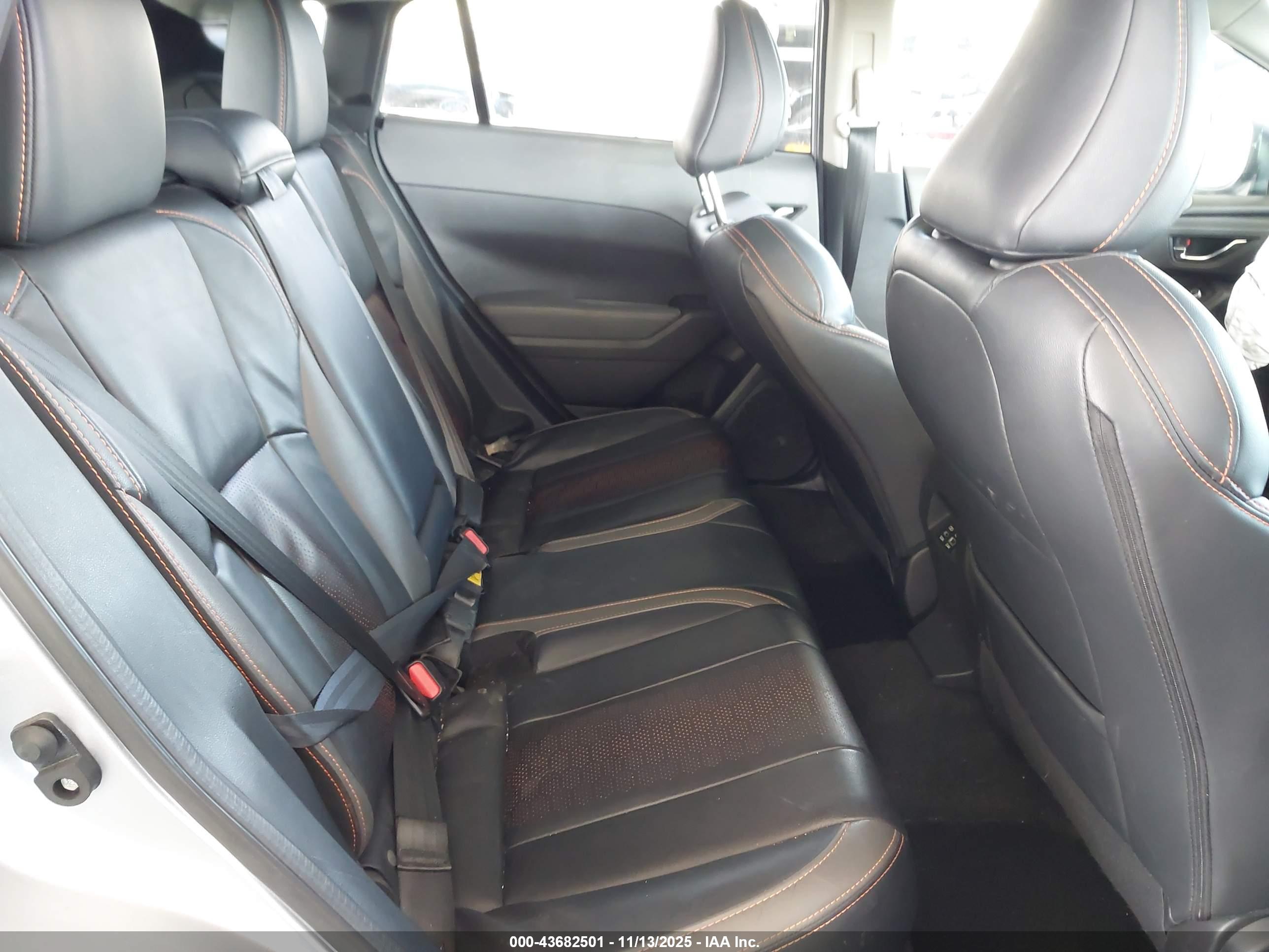 SUBARU CROSSTREK image 8