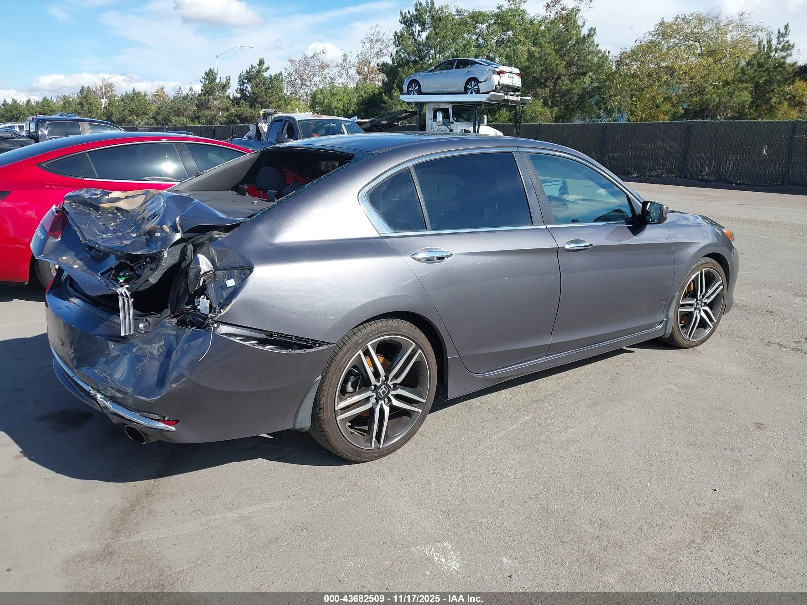 HONDA ACCORD image 4