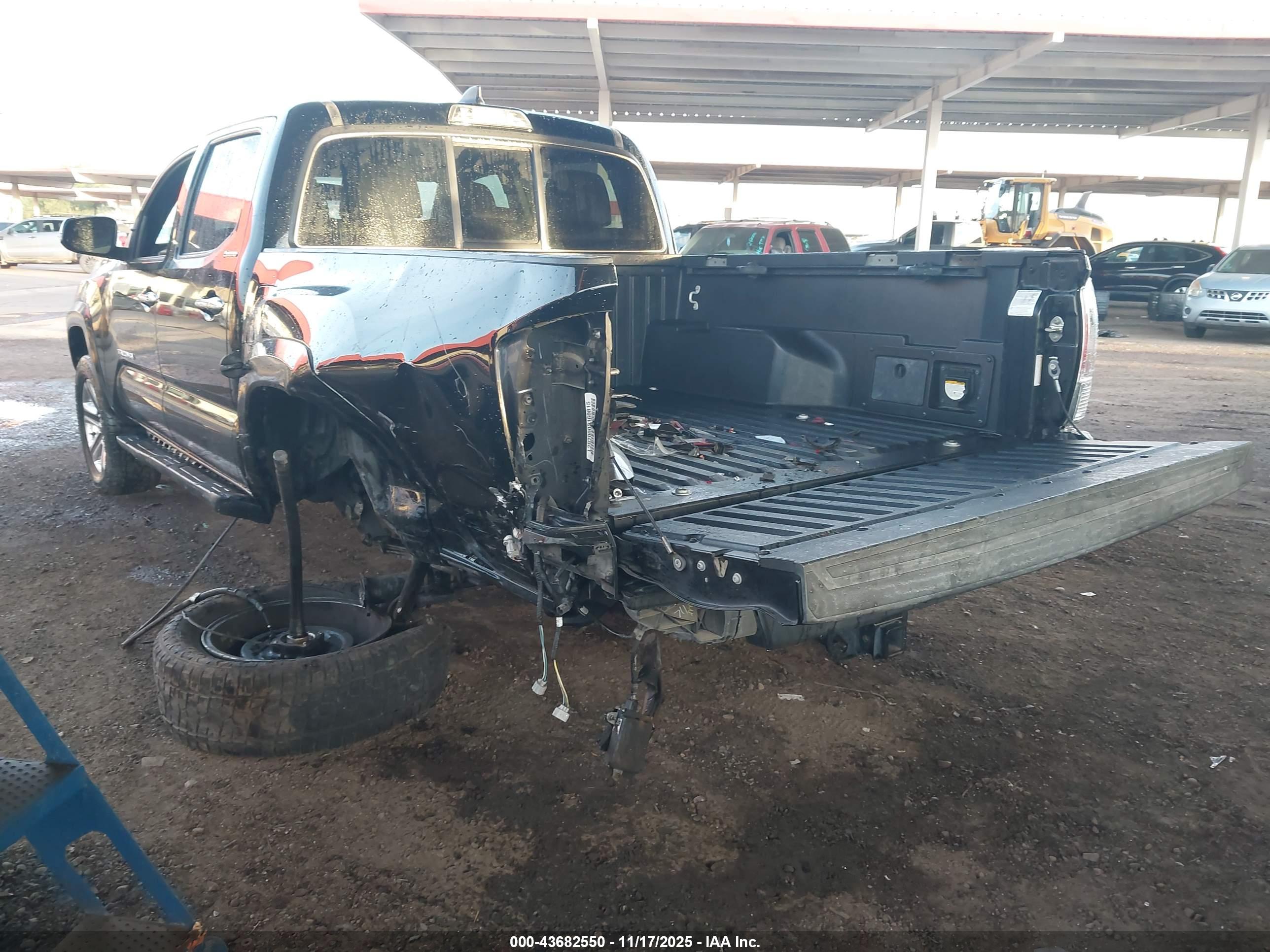 TOYOTA TACOMA image 3