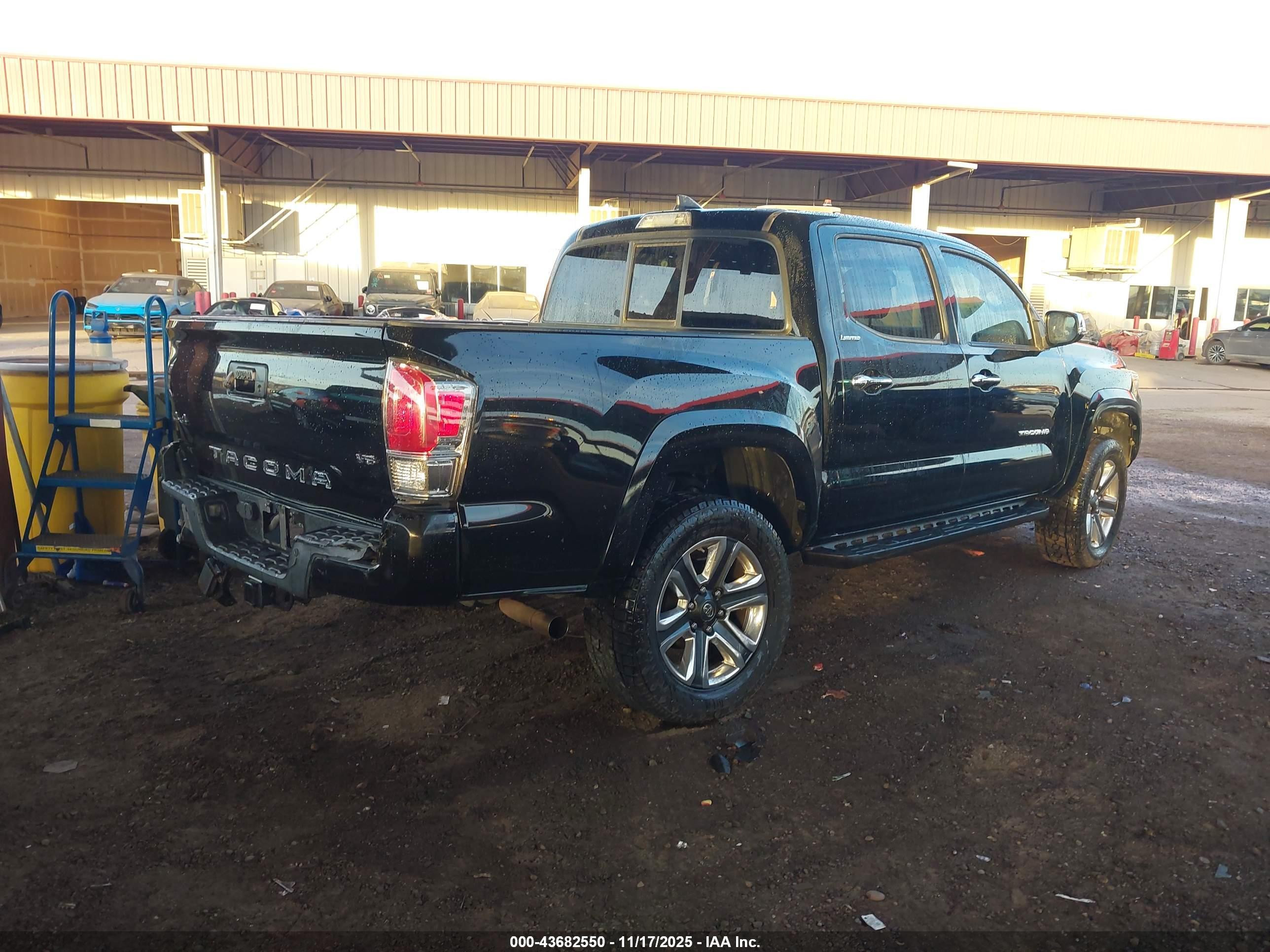 TOYOTA TACOMA image 4